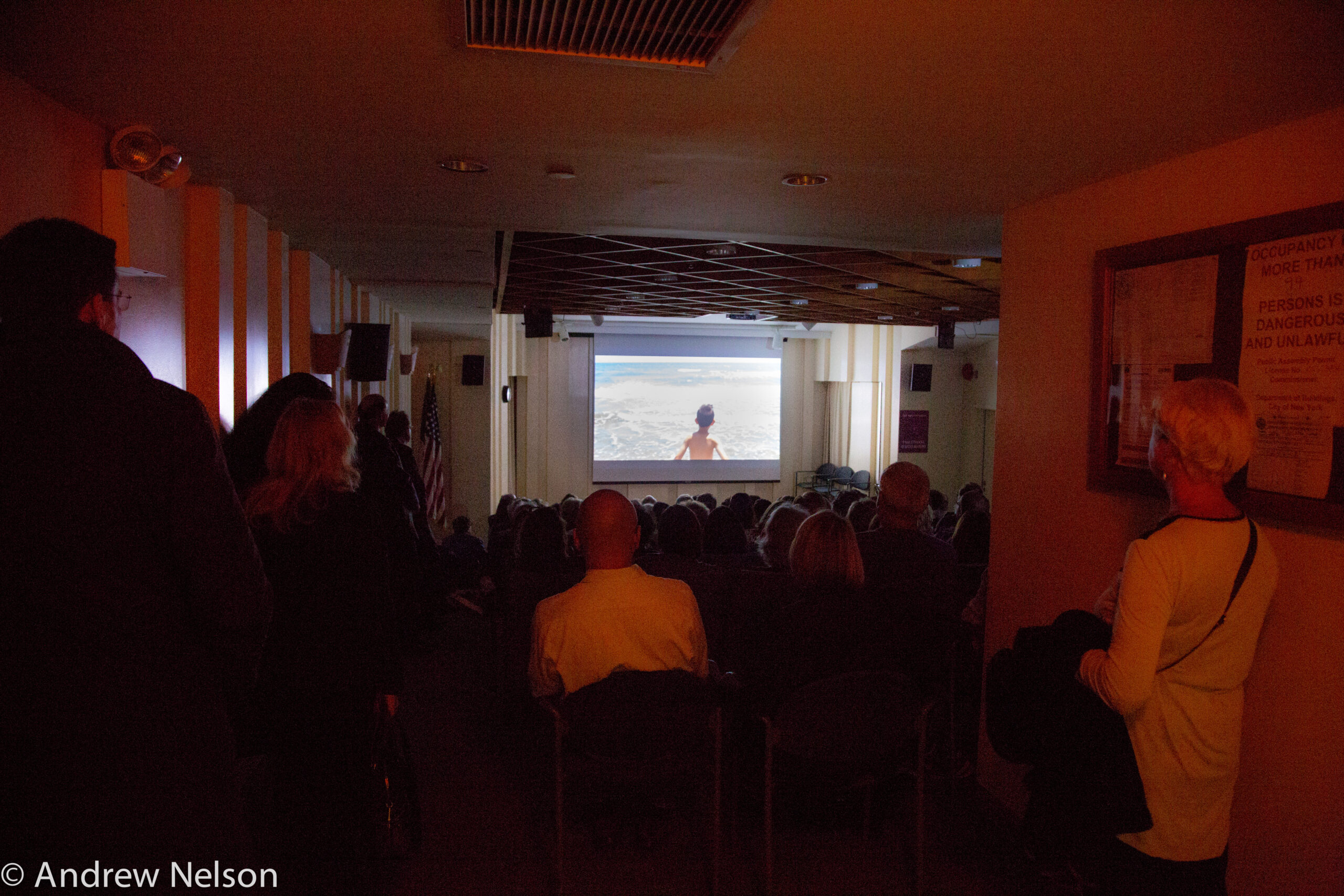 film-being-played-from-i-bambini-sanno-at-casa-italiana