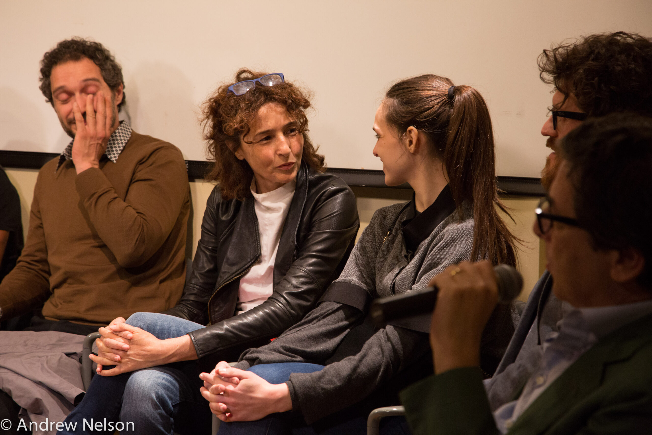 speakers-talking-from-round-table-open-roads-2015-at-casa-italiana