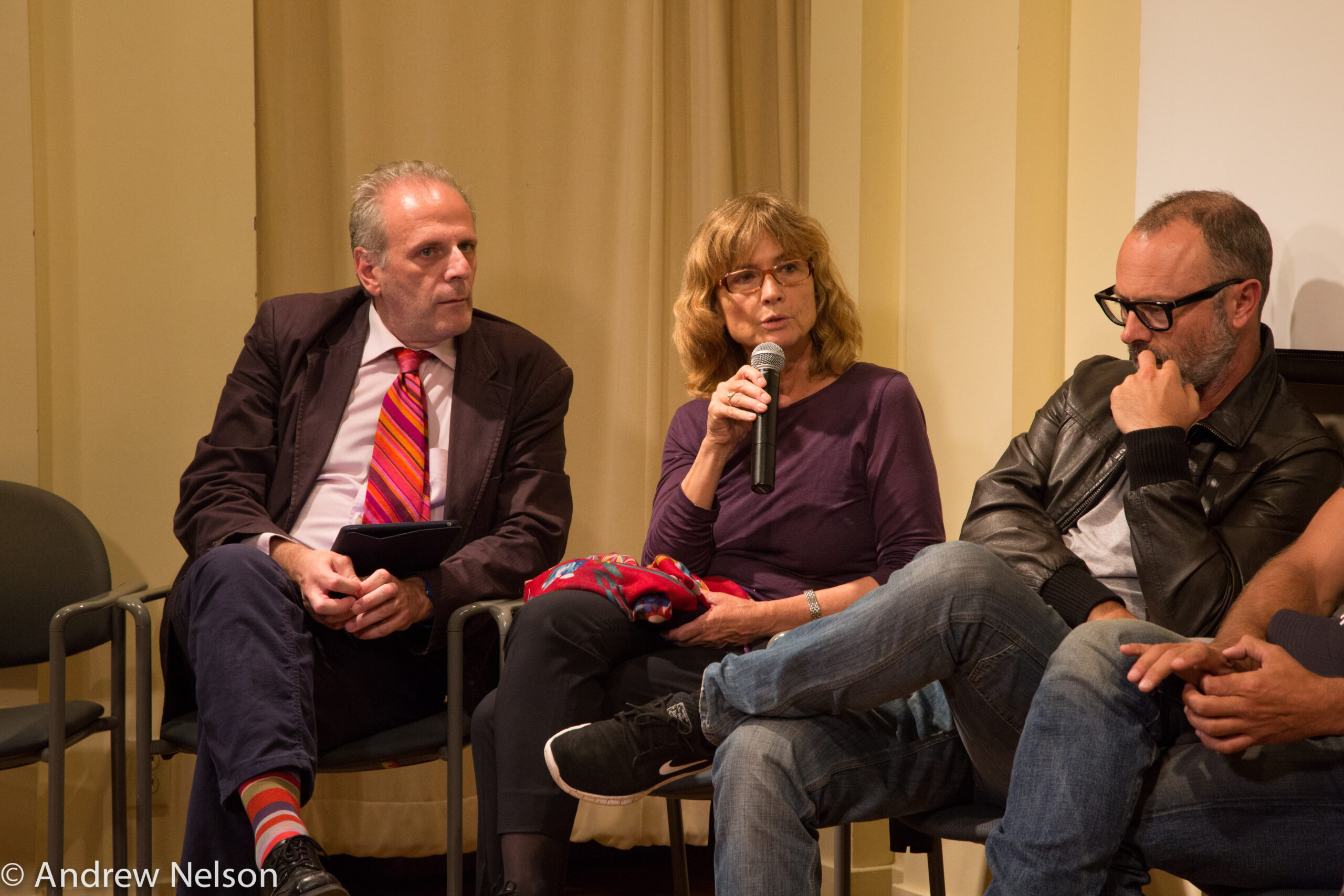 speaker-talking-from-round-table-open-roads-2015-at-casa-italiana