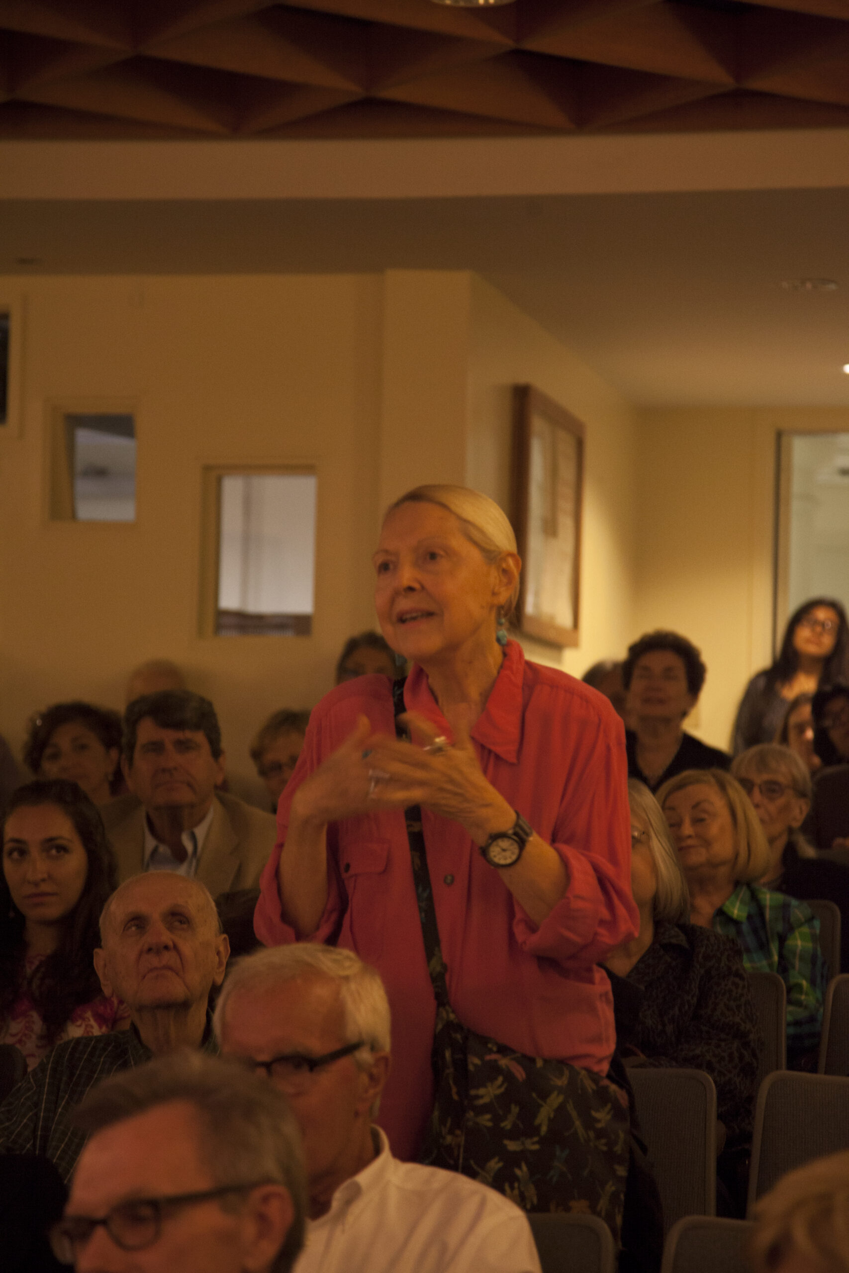 spectator-asking-question-from-book-presentation-an-unlikely-union-at-casa-italiana