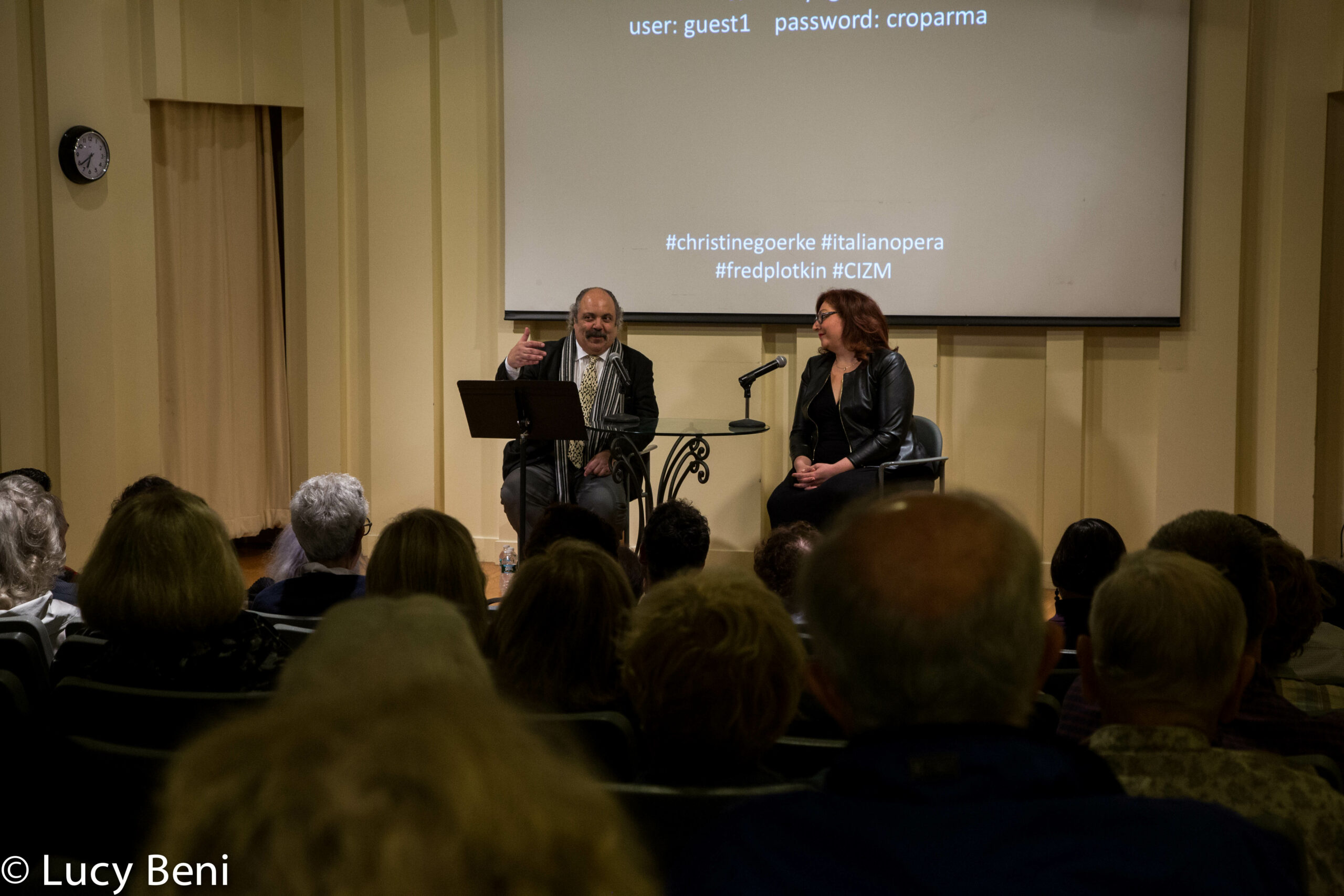 author-speaking-from-adventures-in-italian-opera-christine-goerke-at-casa-italiana