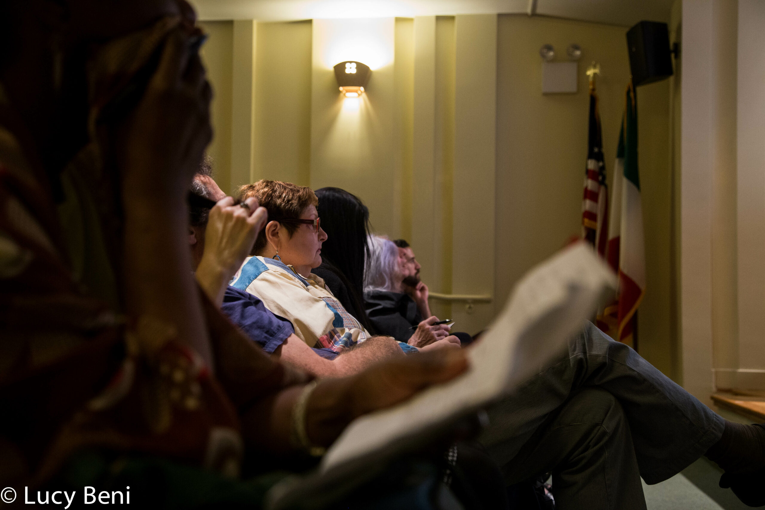 spectators-from-the-ghetto-to-cappella-at-casa-italiana
