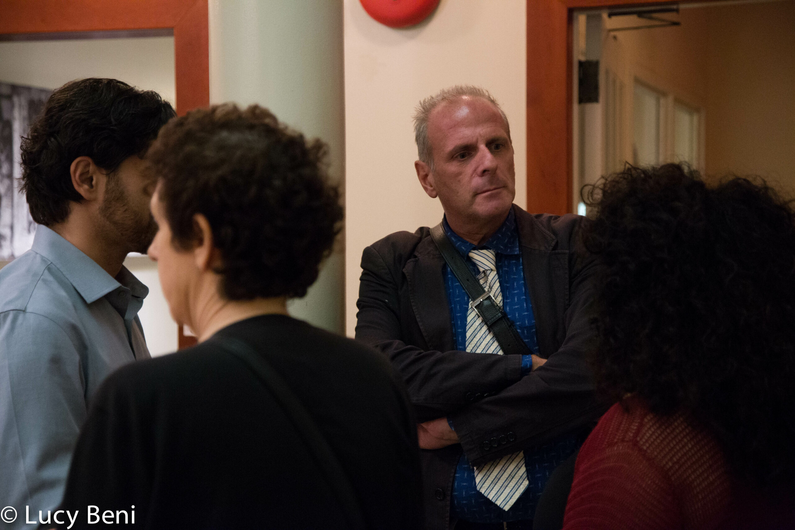 stefano-talking-to-guests-from-the-ghetto-to-cappella-at-casa-italiana