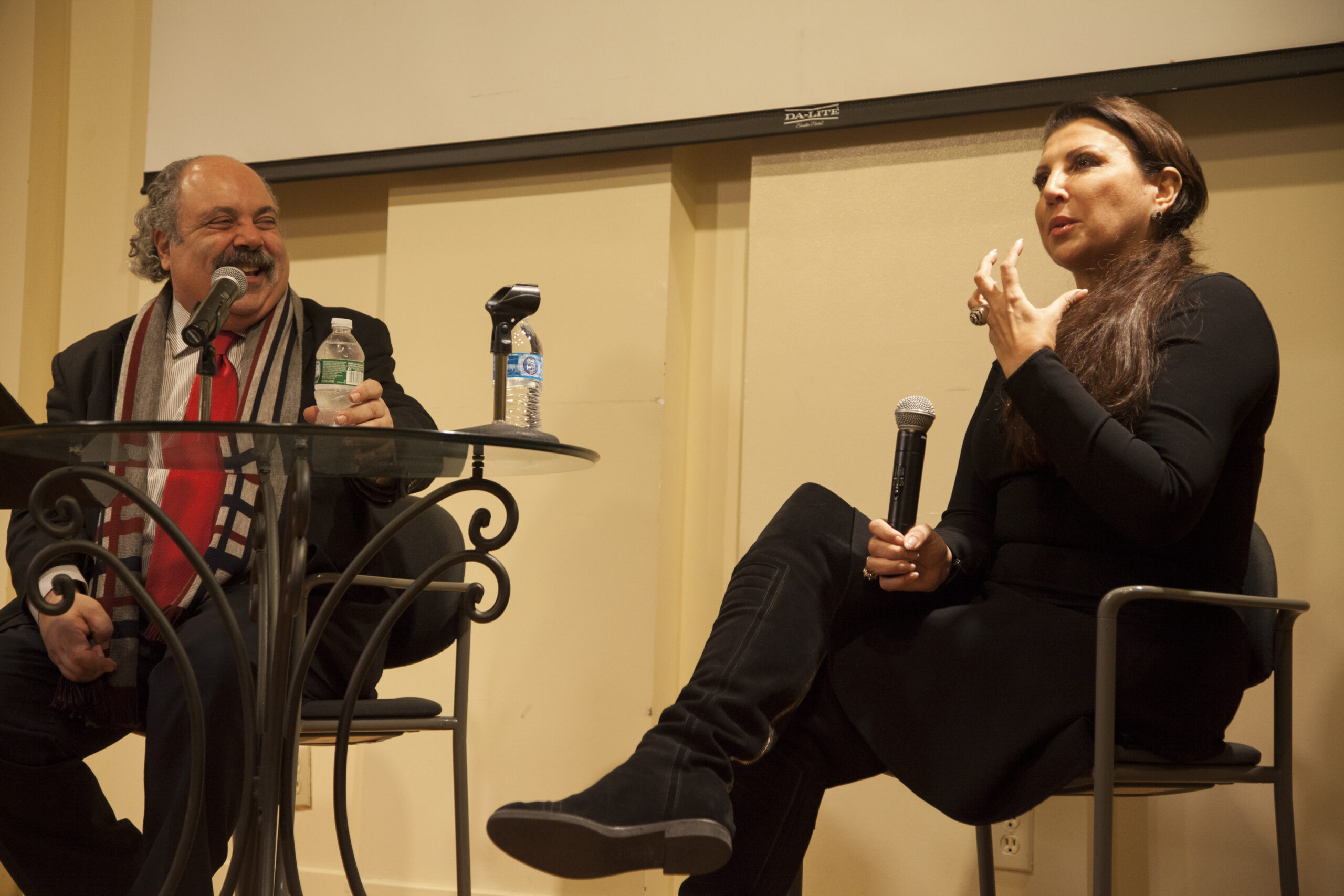 speaker-talking-from-adventures-in-italian-opera-maria-guleghina-at-casa-italiana