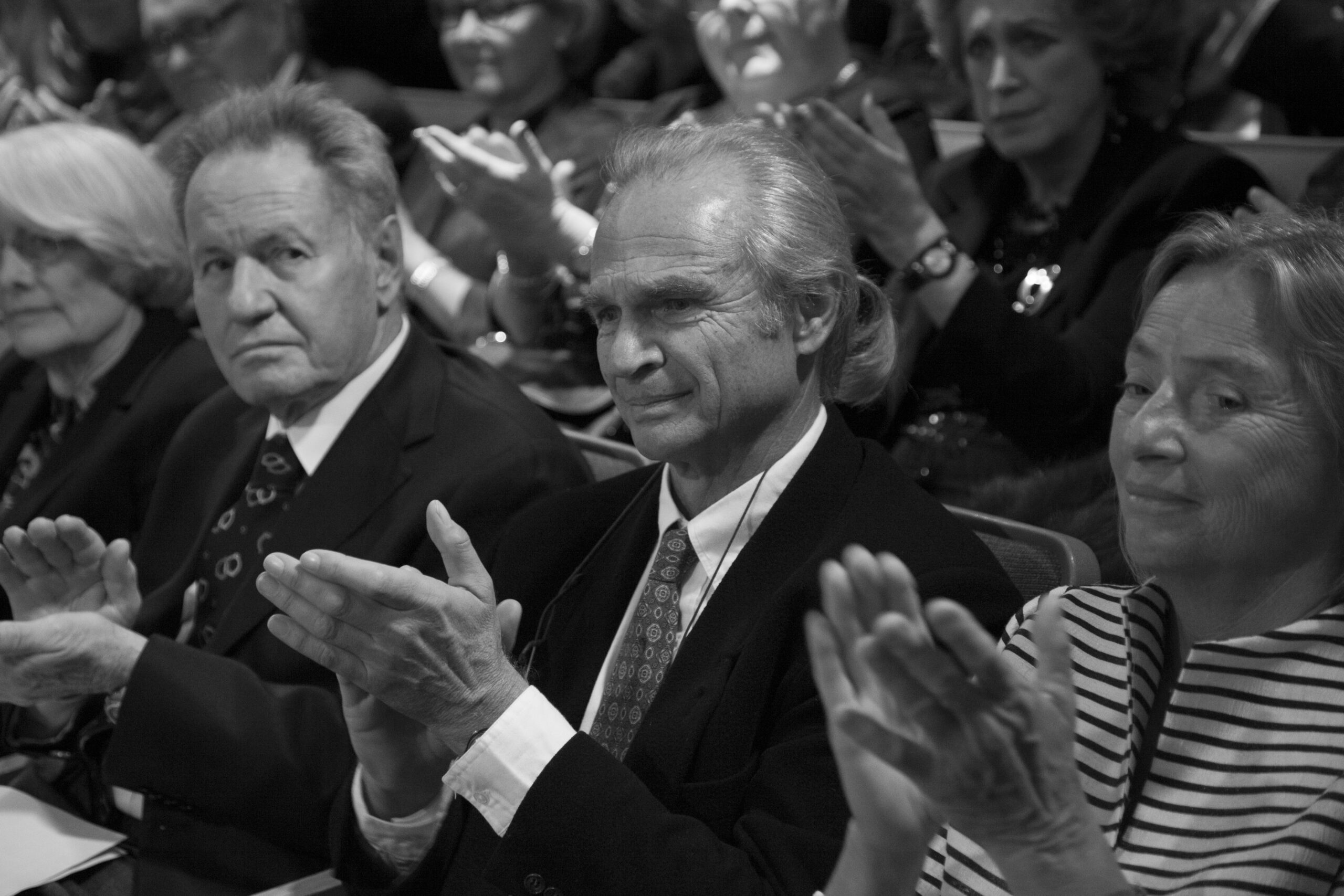 spectators-clapping-from-a-tribute-in-words-and-music-for-baroness-mariuccia-zerilli-marim-at-casa-italiana