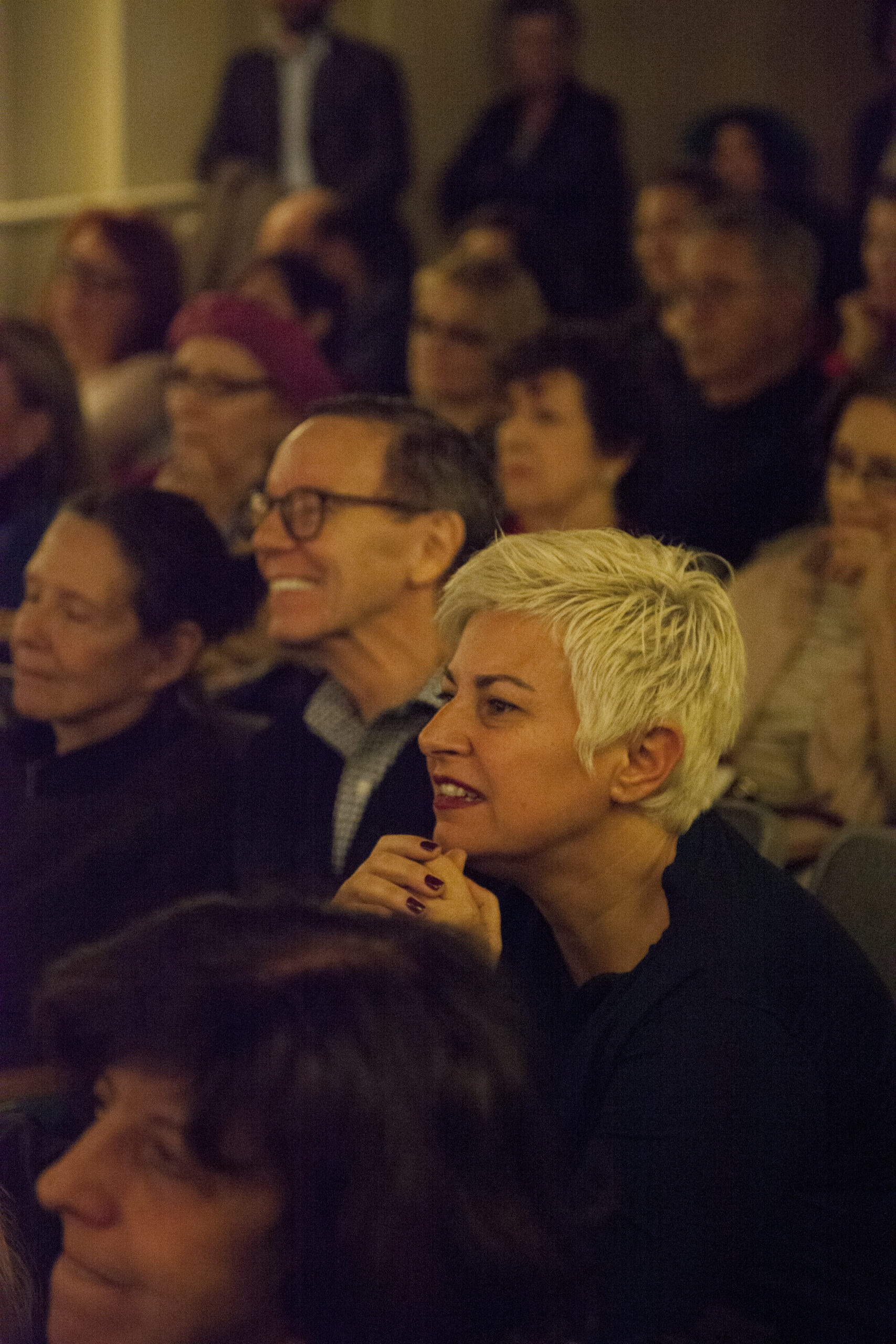 spectators-smiling-from-giovanni-caccamo-at-casa-italiana