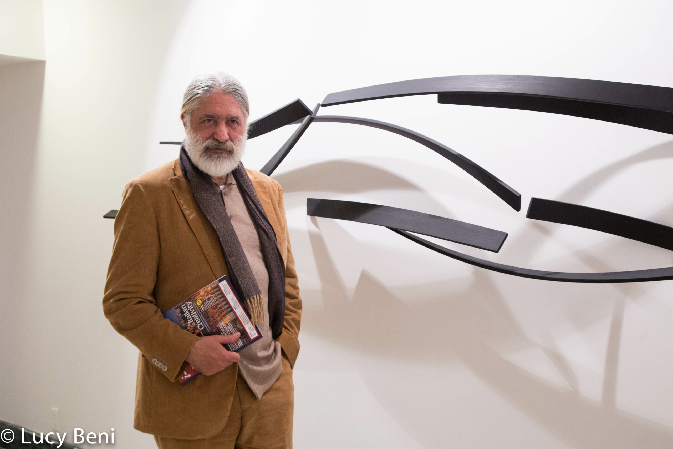 artist-from-exhibiton-opening-works-by-roberto-almagno-at-casa-italiana