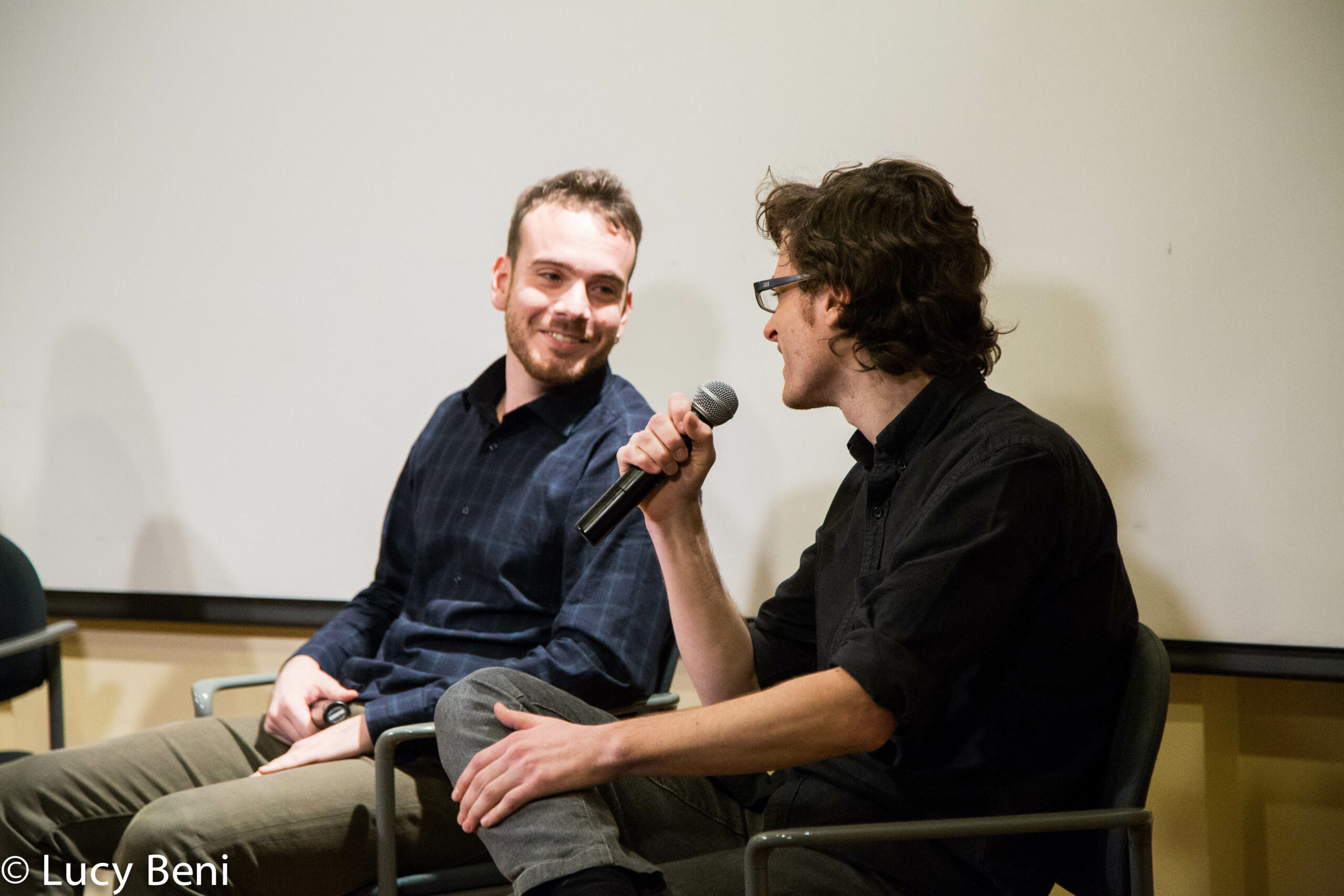 director-talking-from-screening-if-only-i-were-that-warrior-at-casa-italiana