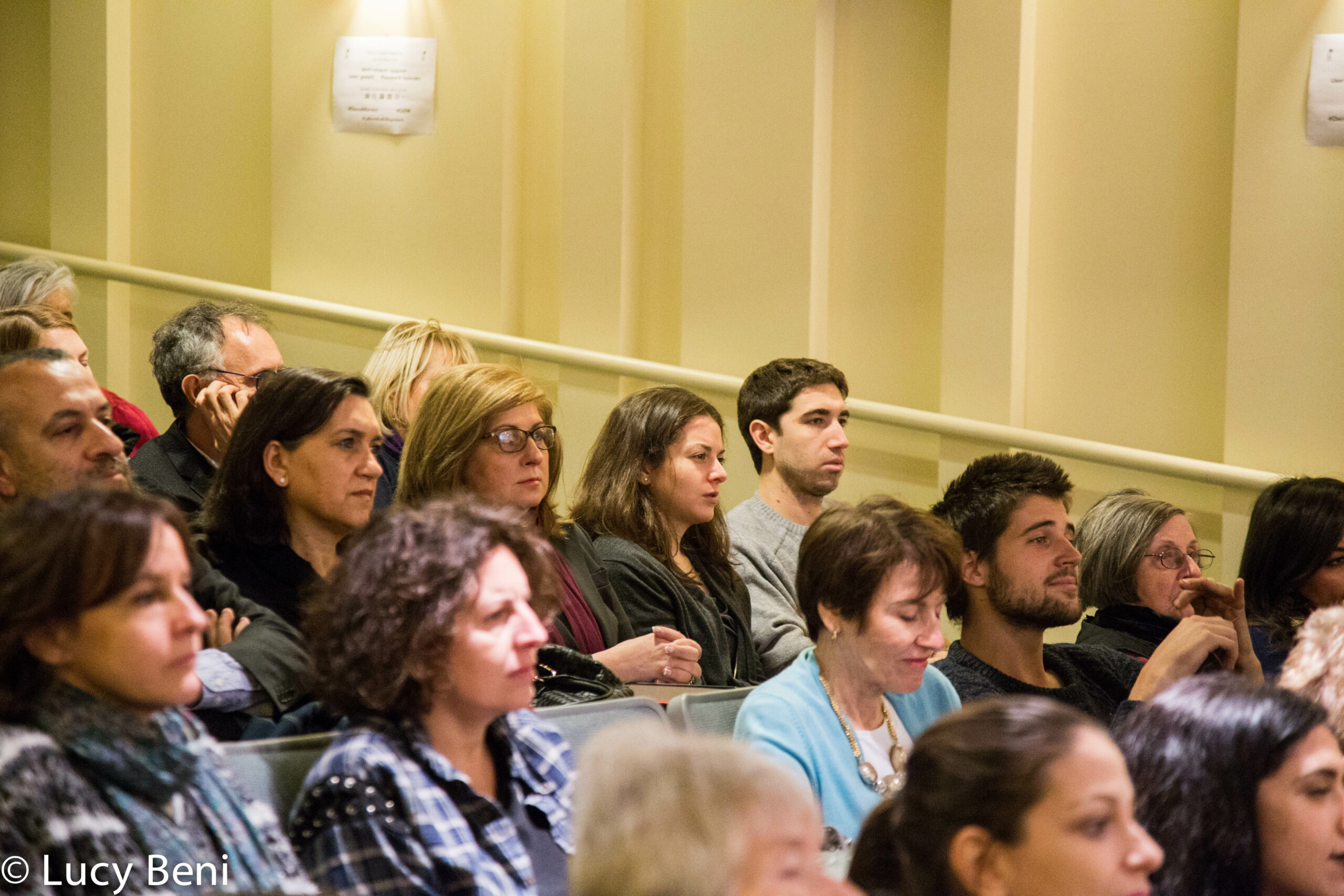 spectators-from-a-conversation-with-dacia-maraini-at-casa-italiana