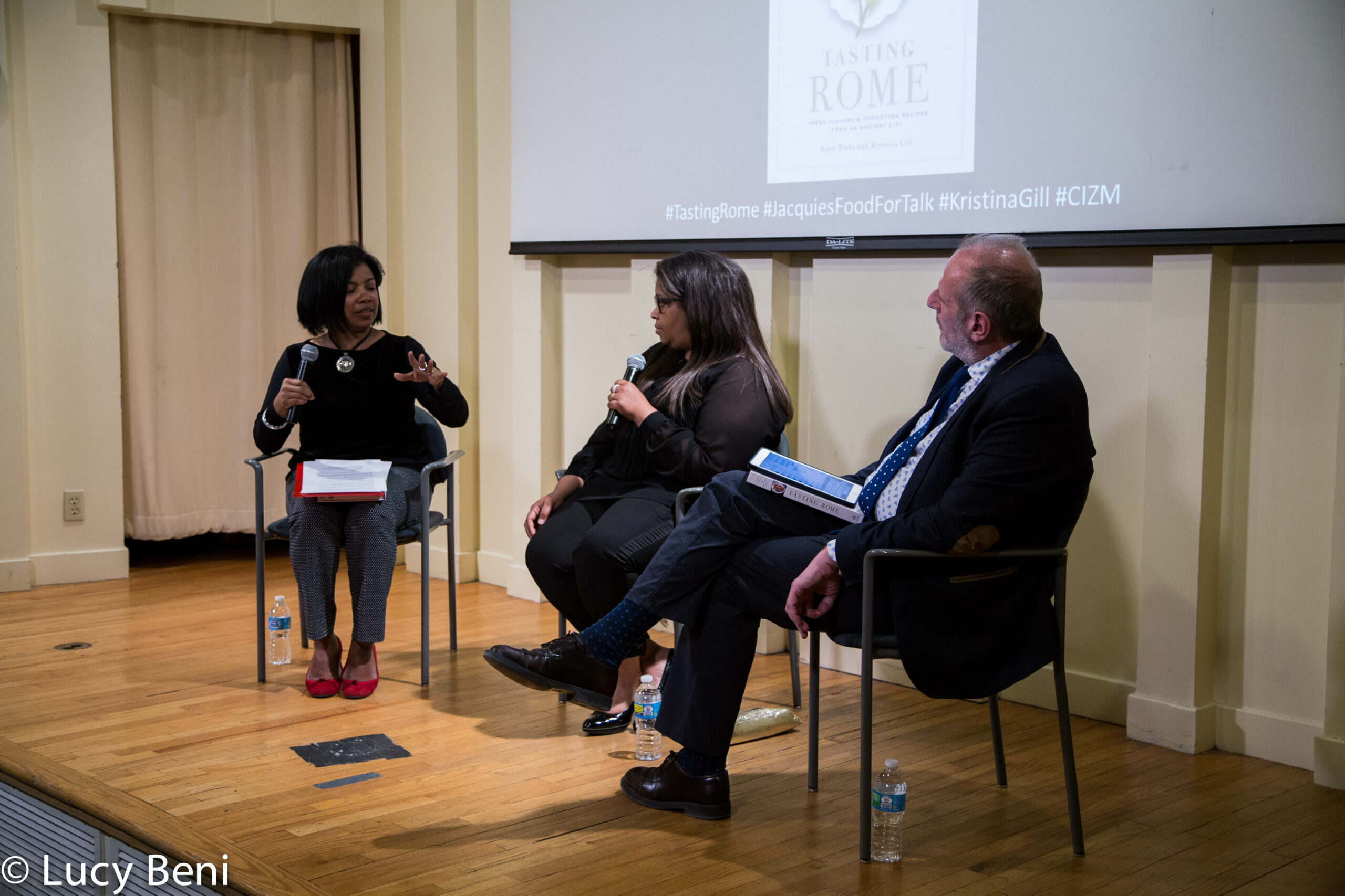 author-talking-from-book-presentation-tasting-rome-at-casa-italiana