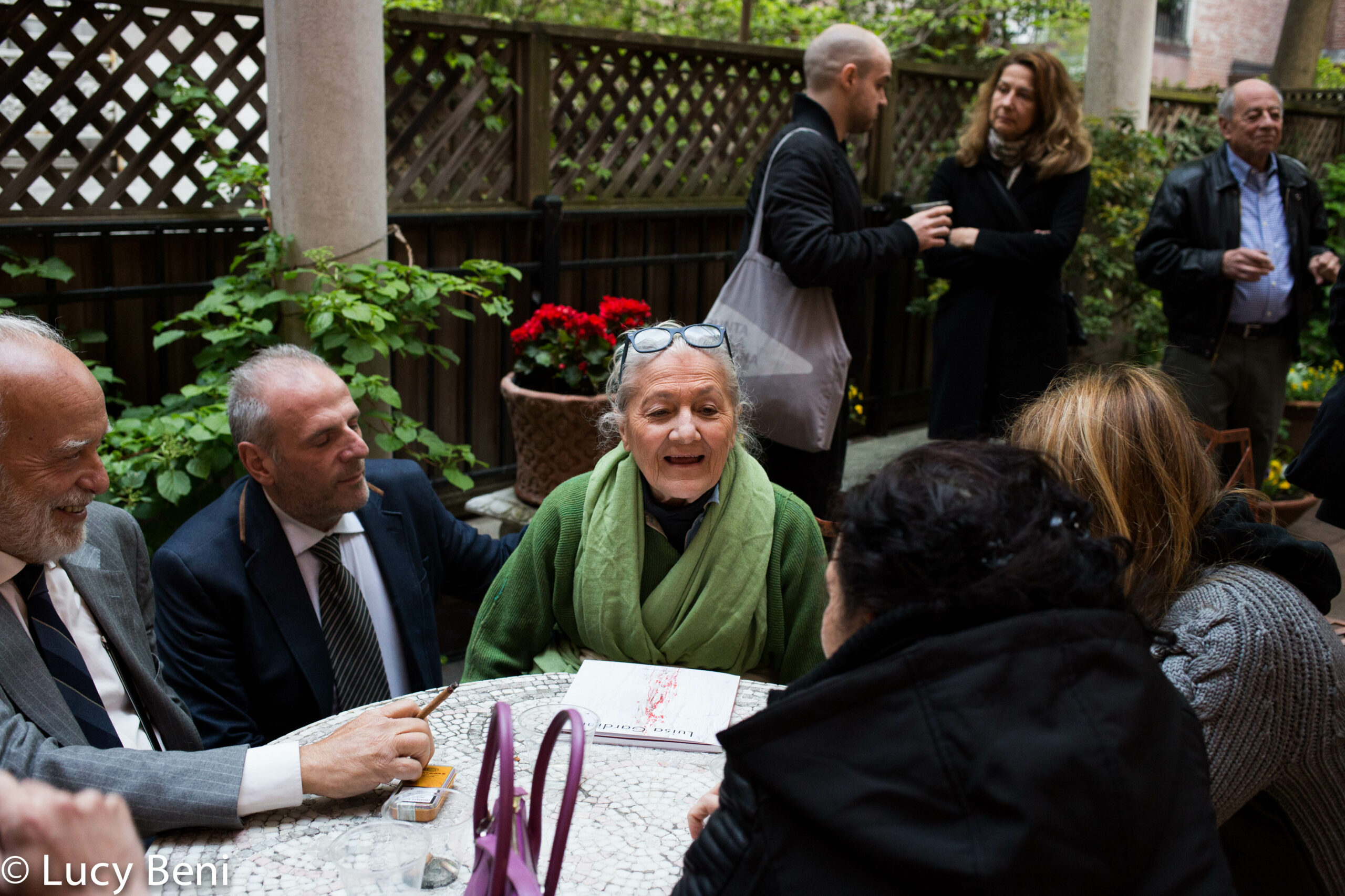 stefano-and-guests-interacting-from-exhibition-opening-luisa-gardini-at-casa-italiana