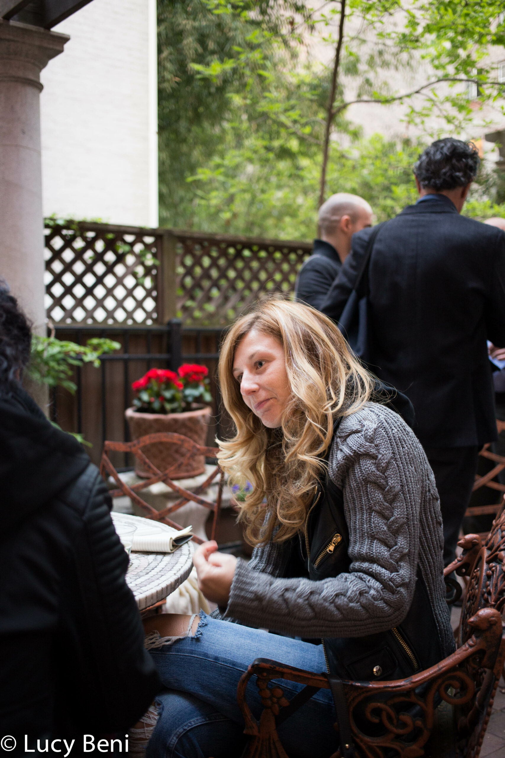 lady-potrait-from-exhibition-opening-luisa-gardini-at-casa-italiana