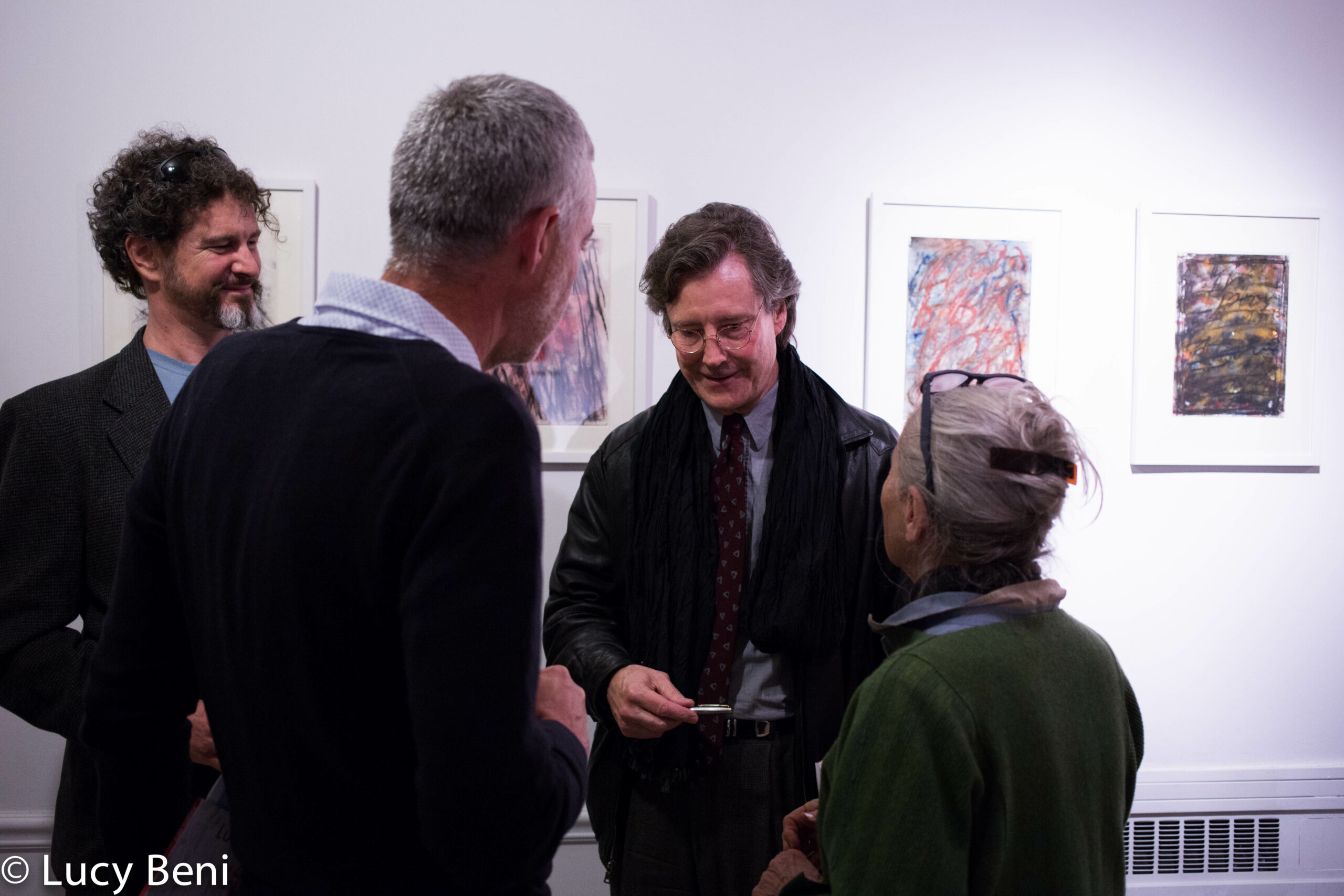 guests-interacting-from-exhibition-opening-luisa-gardini-at-casa-italiana
