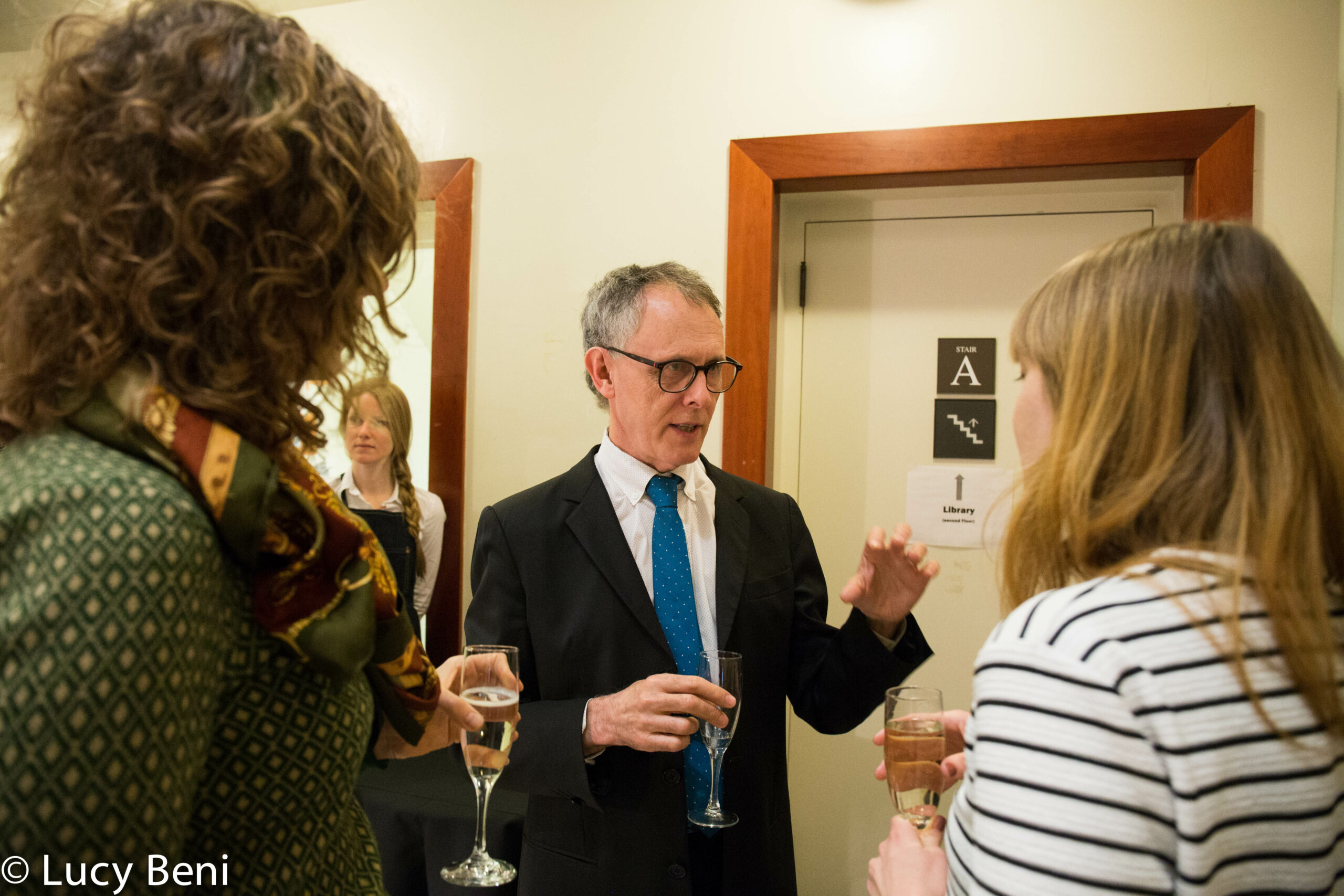 guests-interacting-from-italian-ambassadors-visit-at-casa-italiana