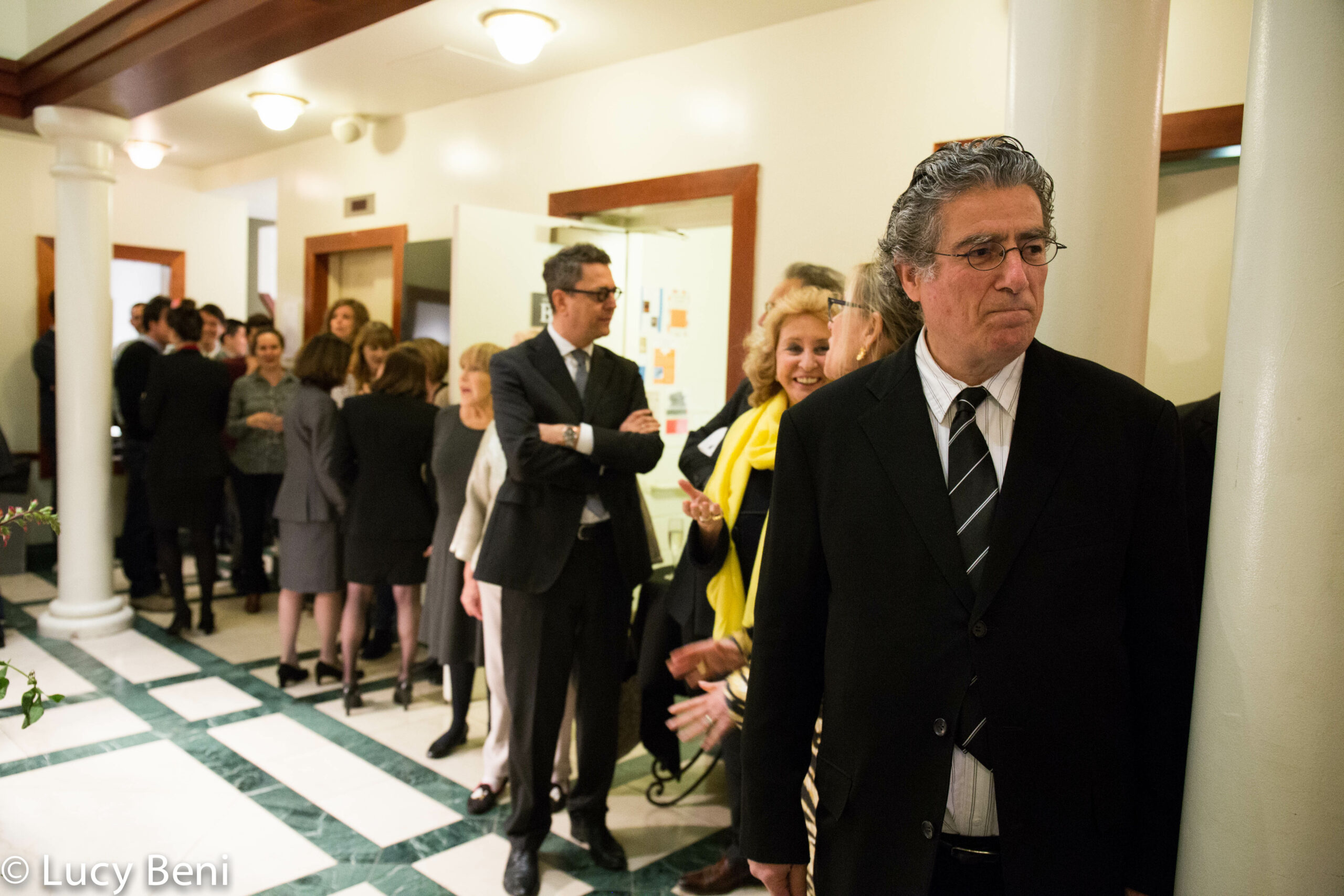 guests-interacting-from-italian-ambassadors-visit-at-casa-italiana
