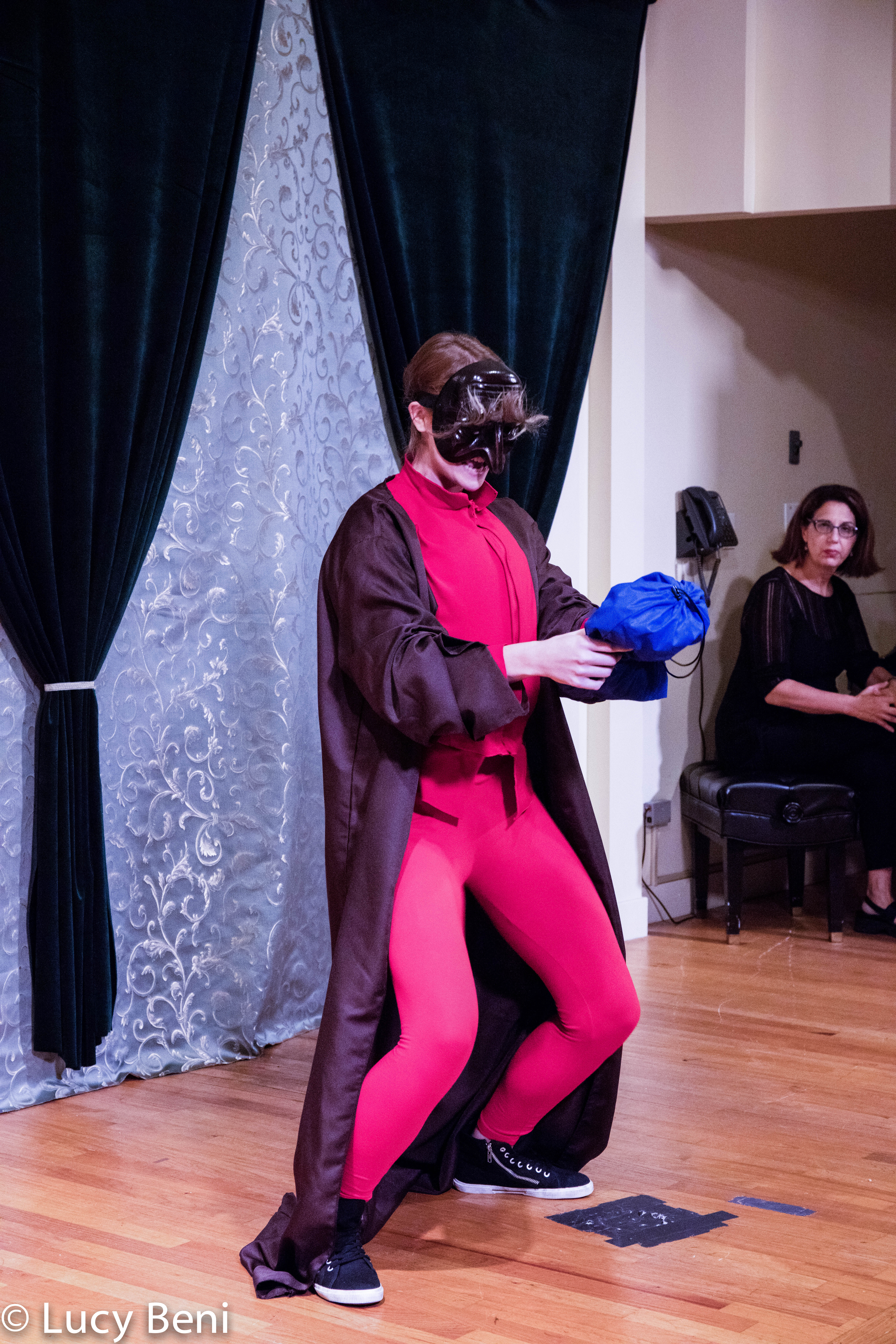 artists-performing-from-theatrical-performance-the-misers-daughter-at-casa-italiana