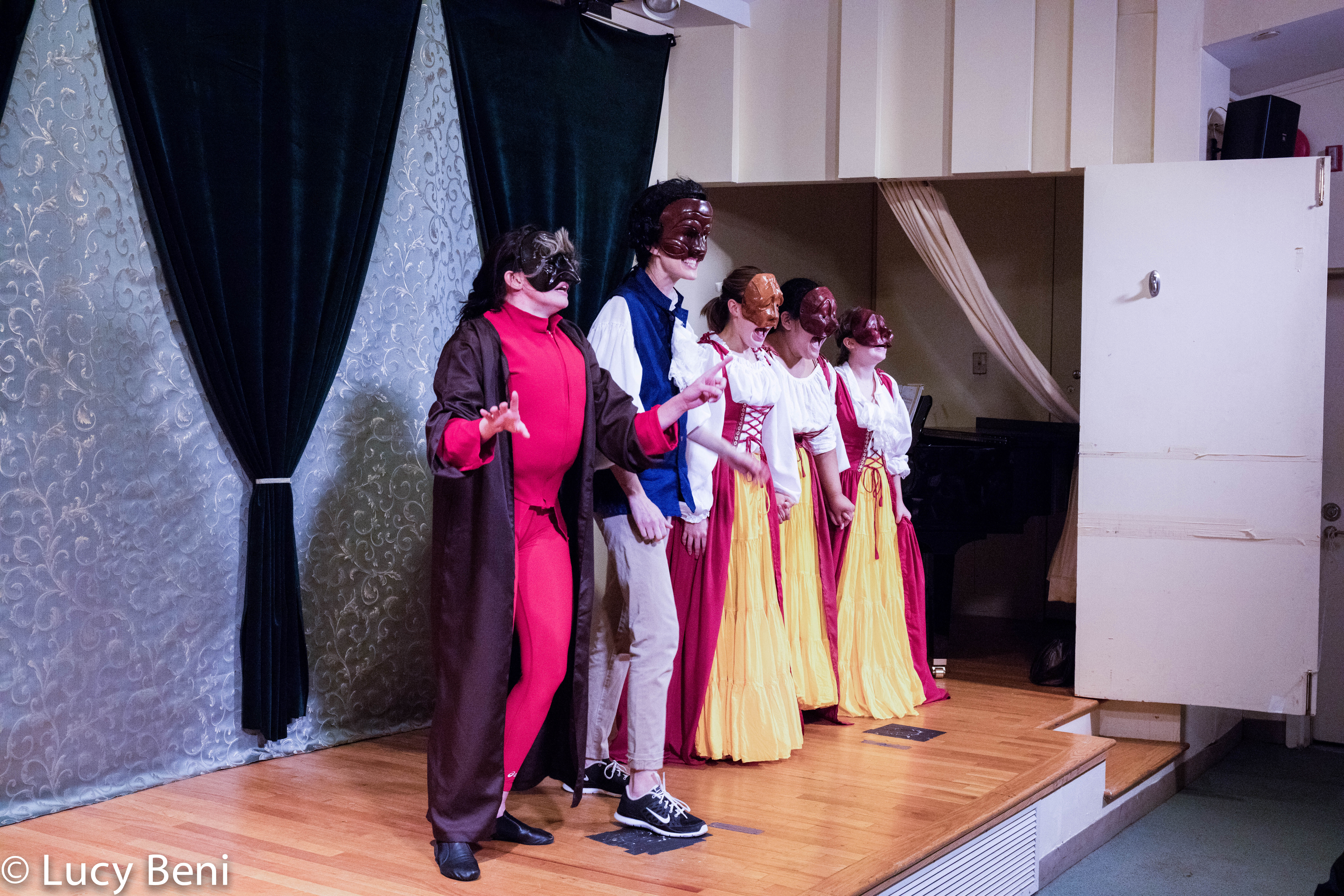 artists-performing-from-theatrical-performance-the-misers-daughter-at-casa-italiana