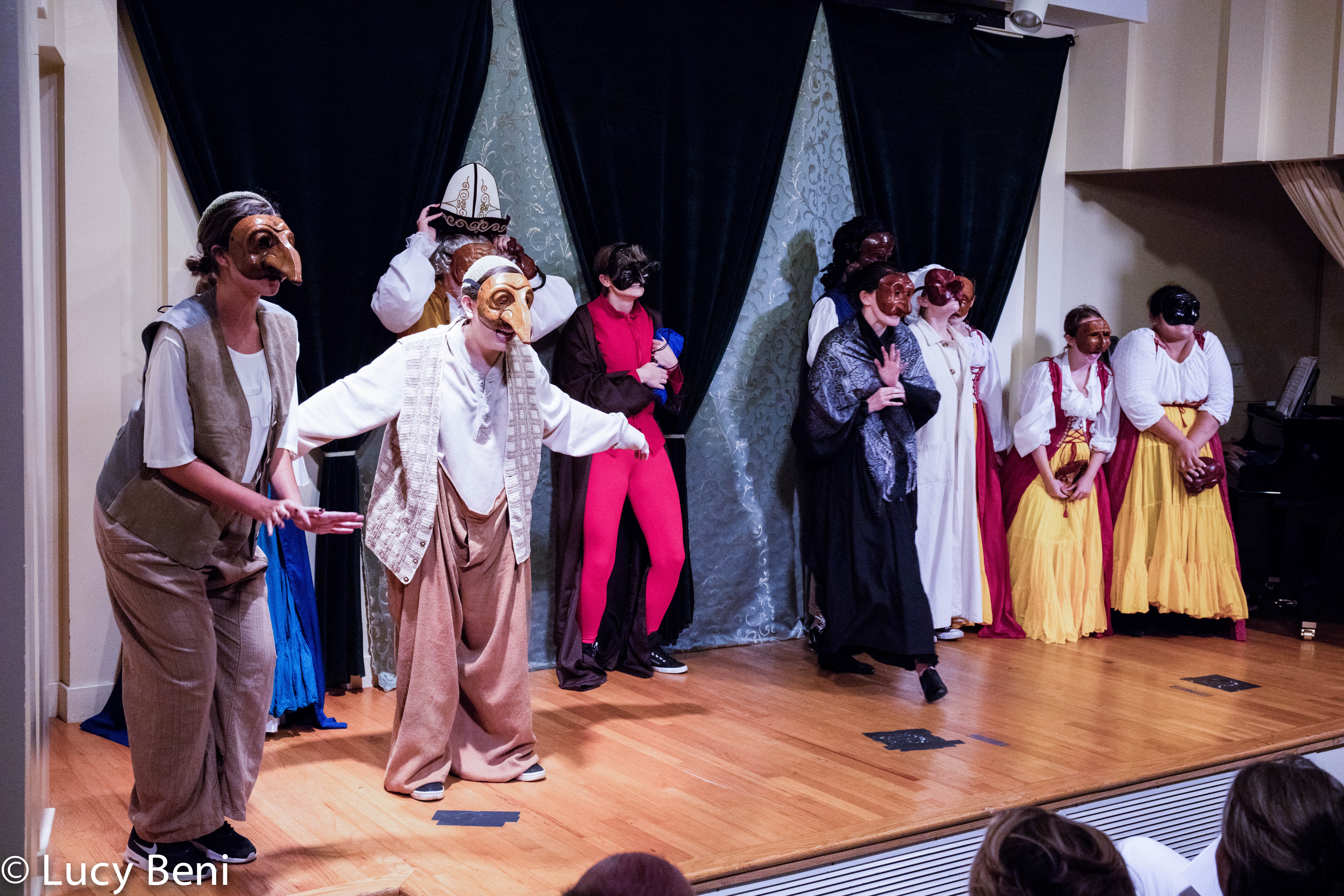 artists-performing-from-theatrical-performance-the-misers-daughter-at-casa-italiana