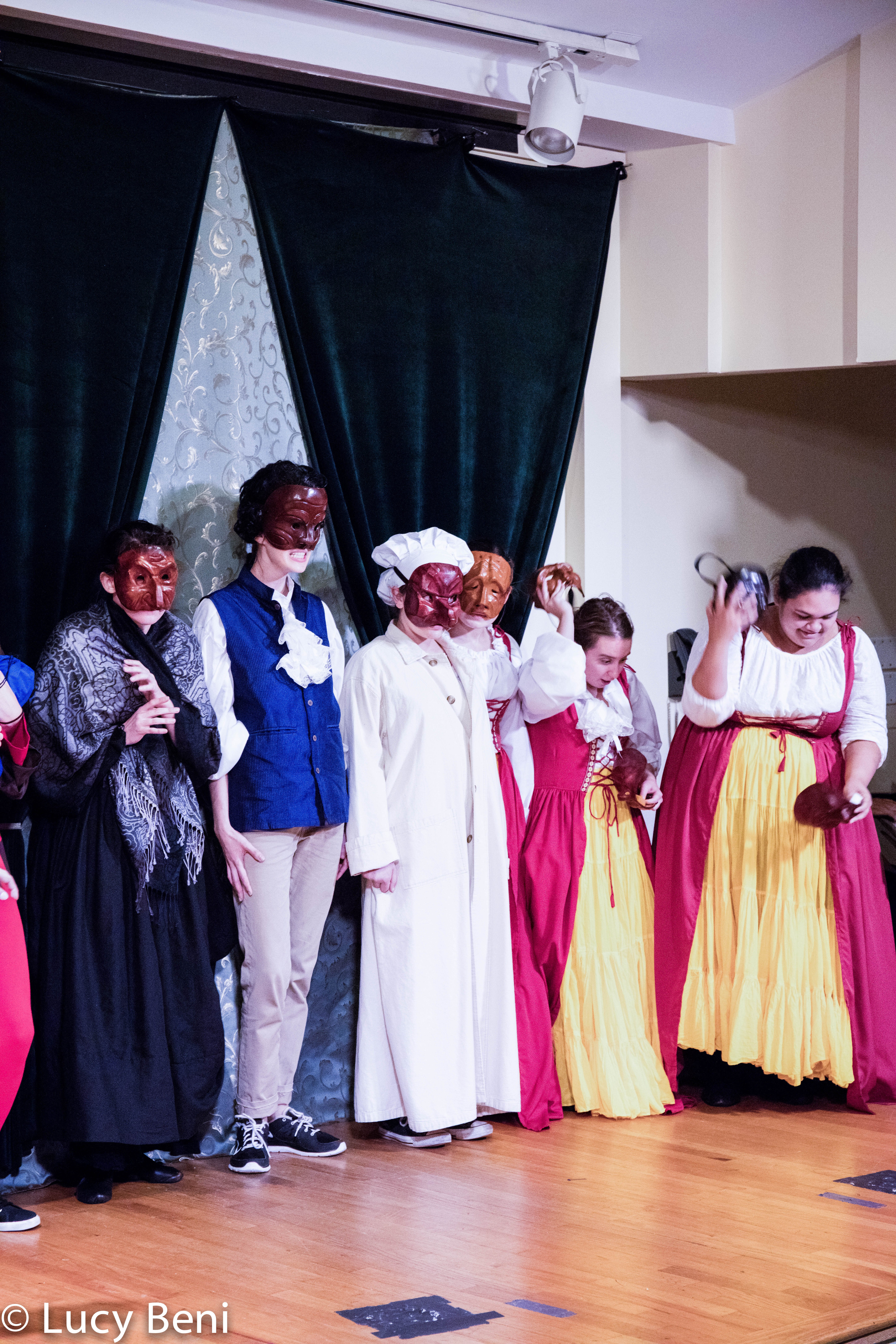 artists-performing-from-theatrical-performance-the-misers-daughter-at-casa-italiana