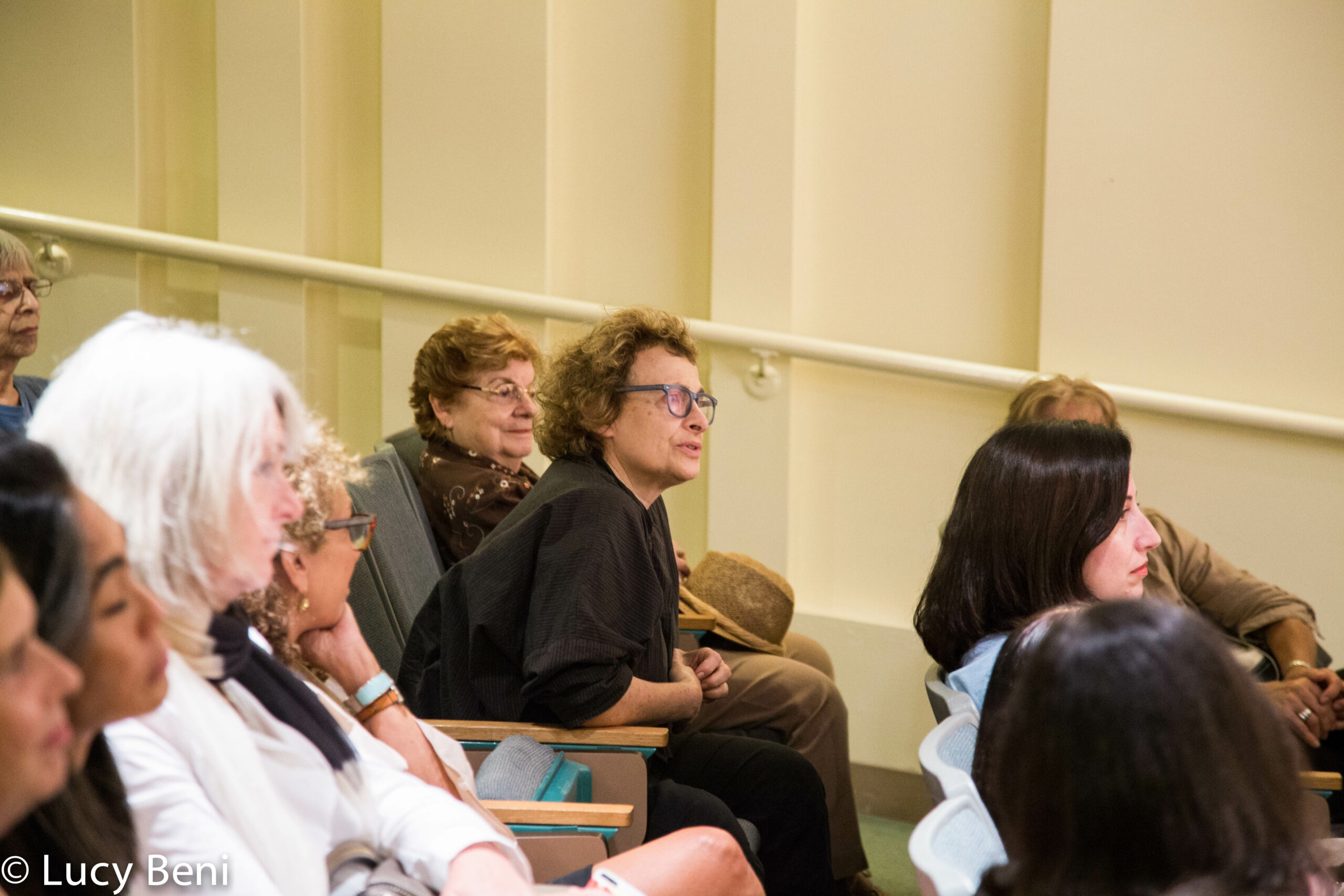 spectators-from-book-presentation-preserving-italy-at-casa-italiana