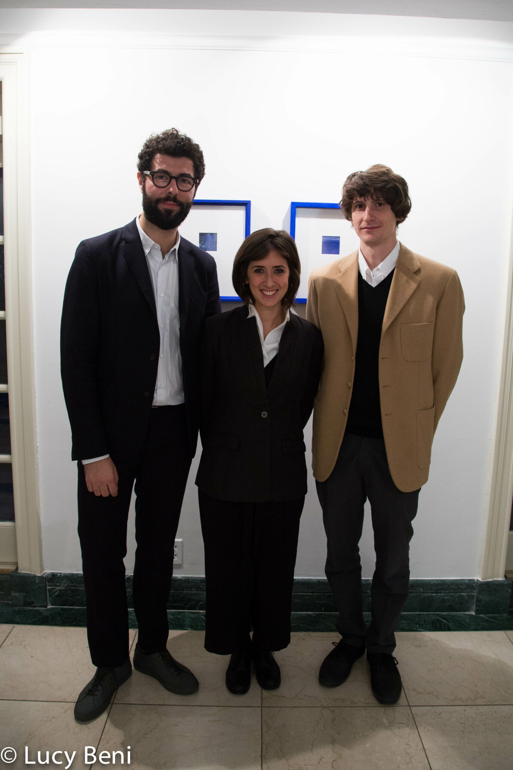 group-picture-from-gallery-talk-at-casa-italiana