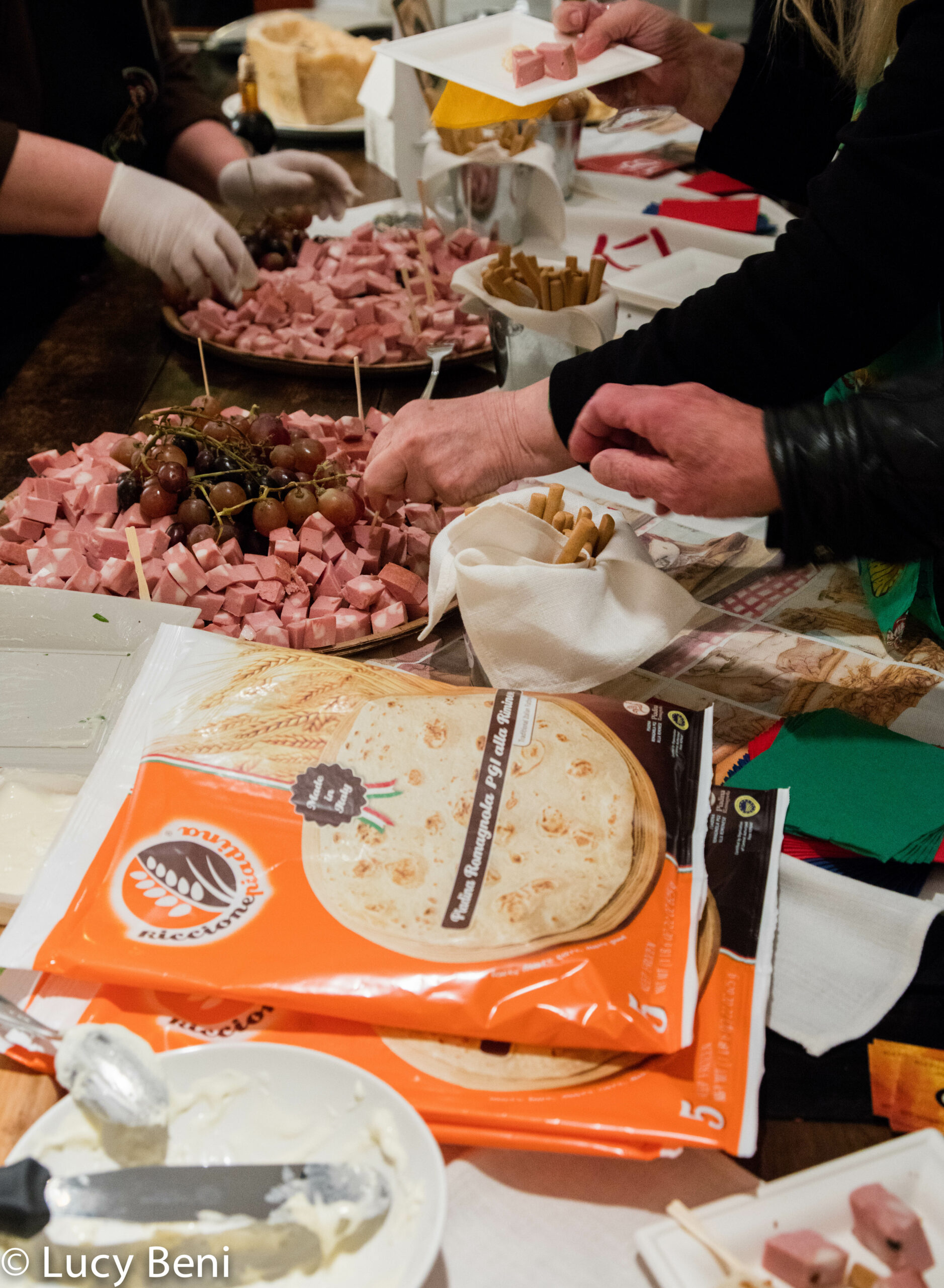 guests-having-food-from-the-feast-days-food-in-artusi-cuisine-at-casa-italiana