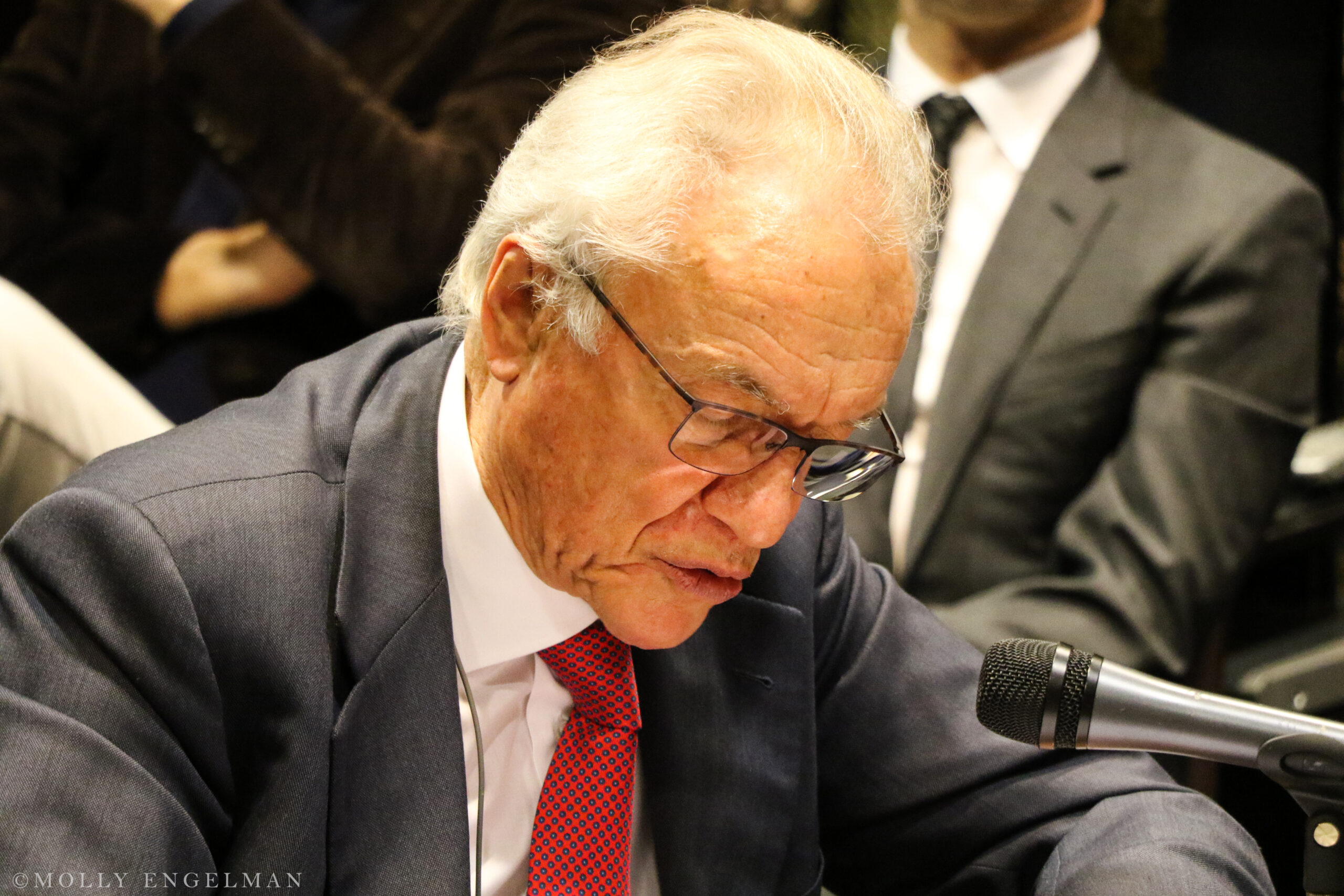 prof-bazoli-talking-from-conferenza-prof-bazoli-at-casa-italiana