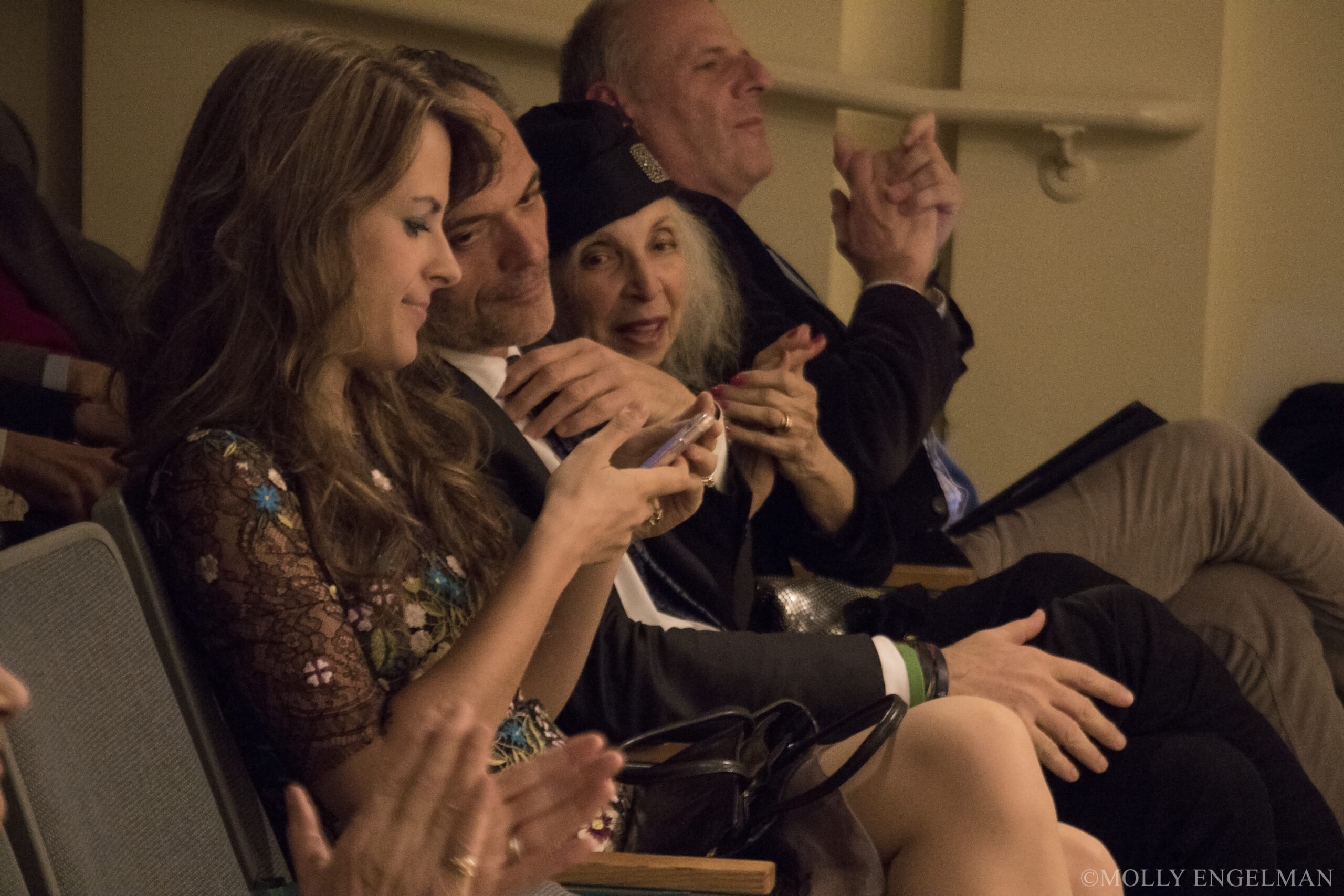 spectators-seeing-phone-from-adventures-in-italian-opera-daniele-rustioni-at-casa-italiana