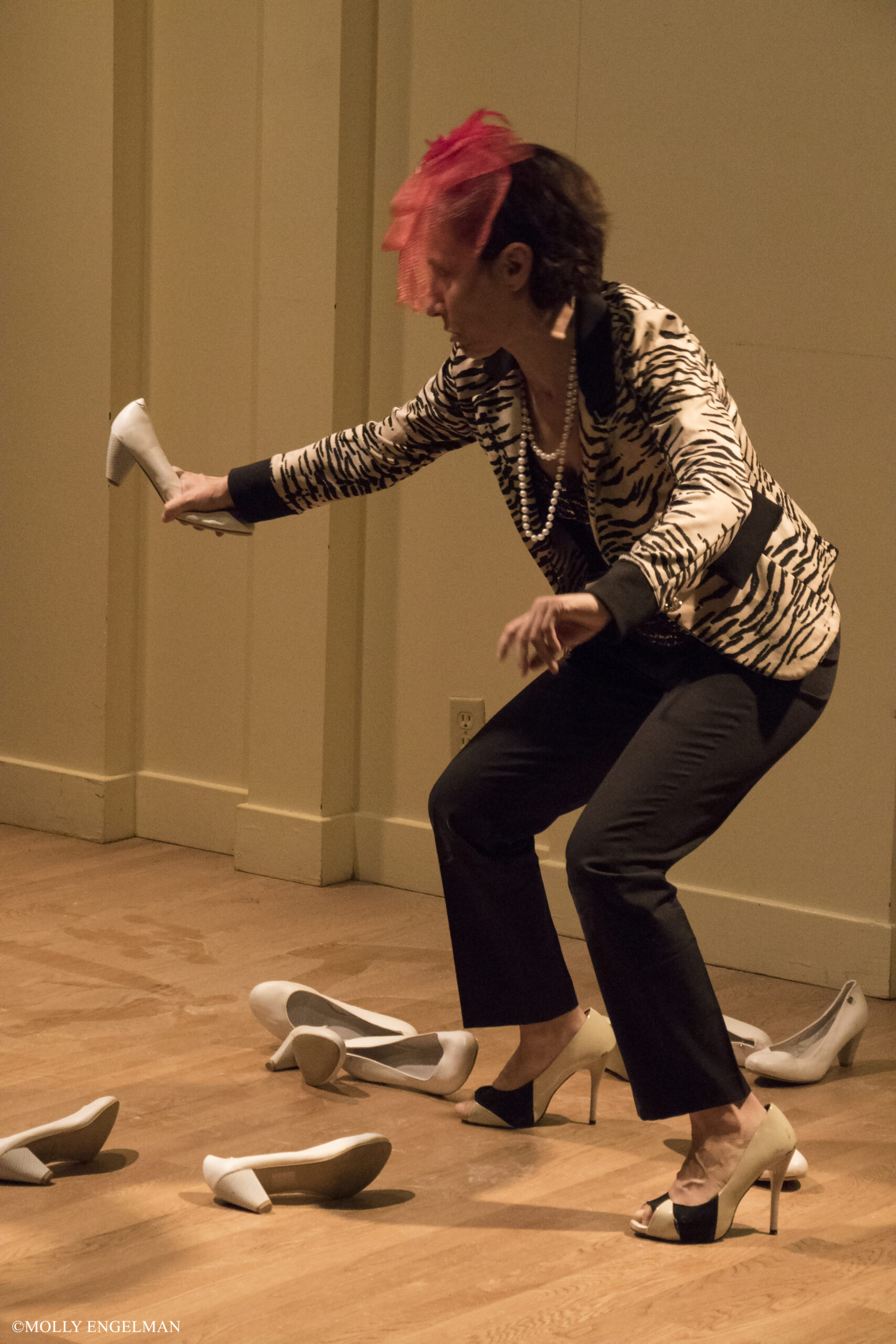 artist-performing-from-in-scena-italian-theater-festival-ny-at-casa-italiana