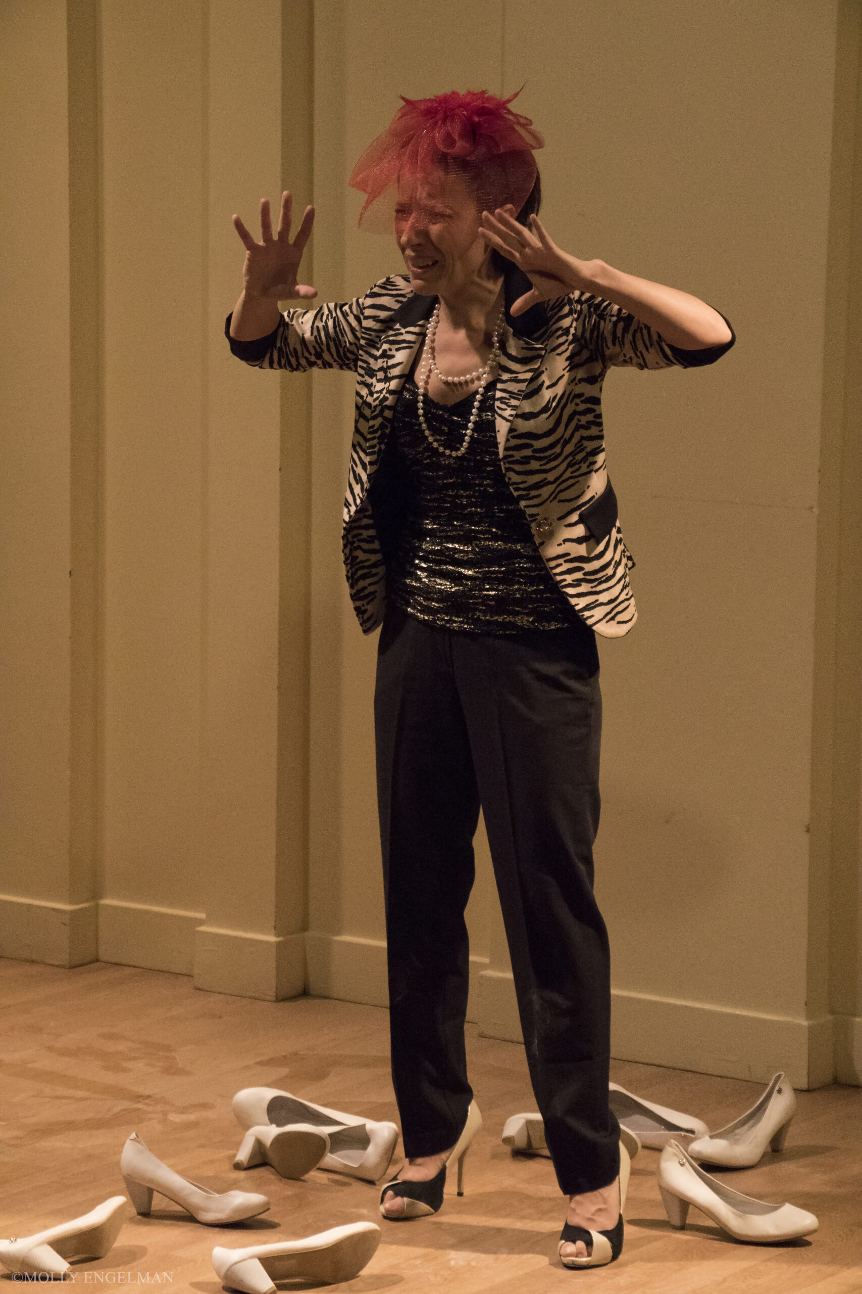 artist-performing-from-in-scena-italian-theater-festival-ny-at-casa-italiana