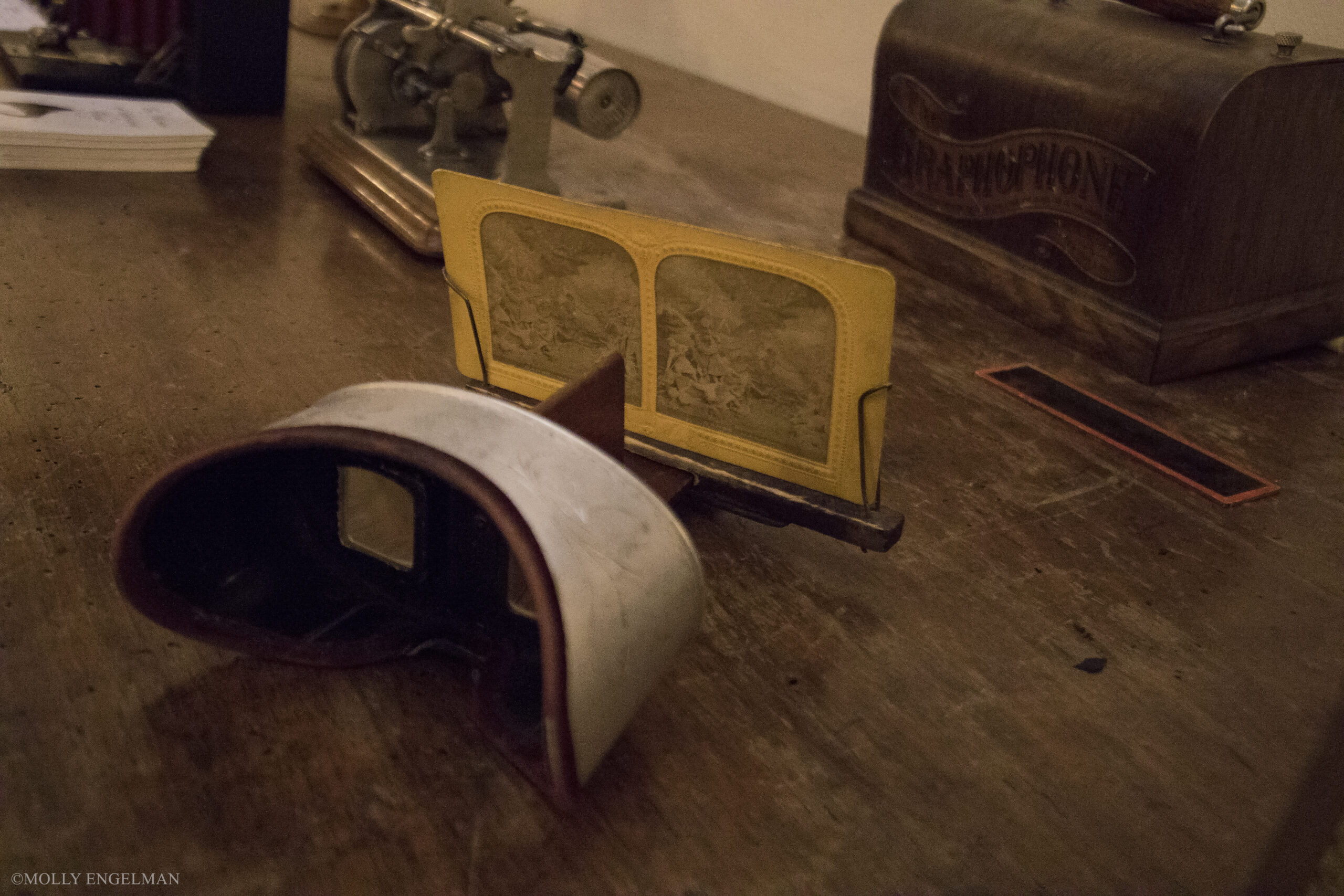 binoculars-from-in-scena-italian-theater-festival-ny-at-casa-italiana