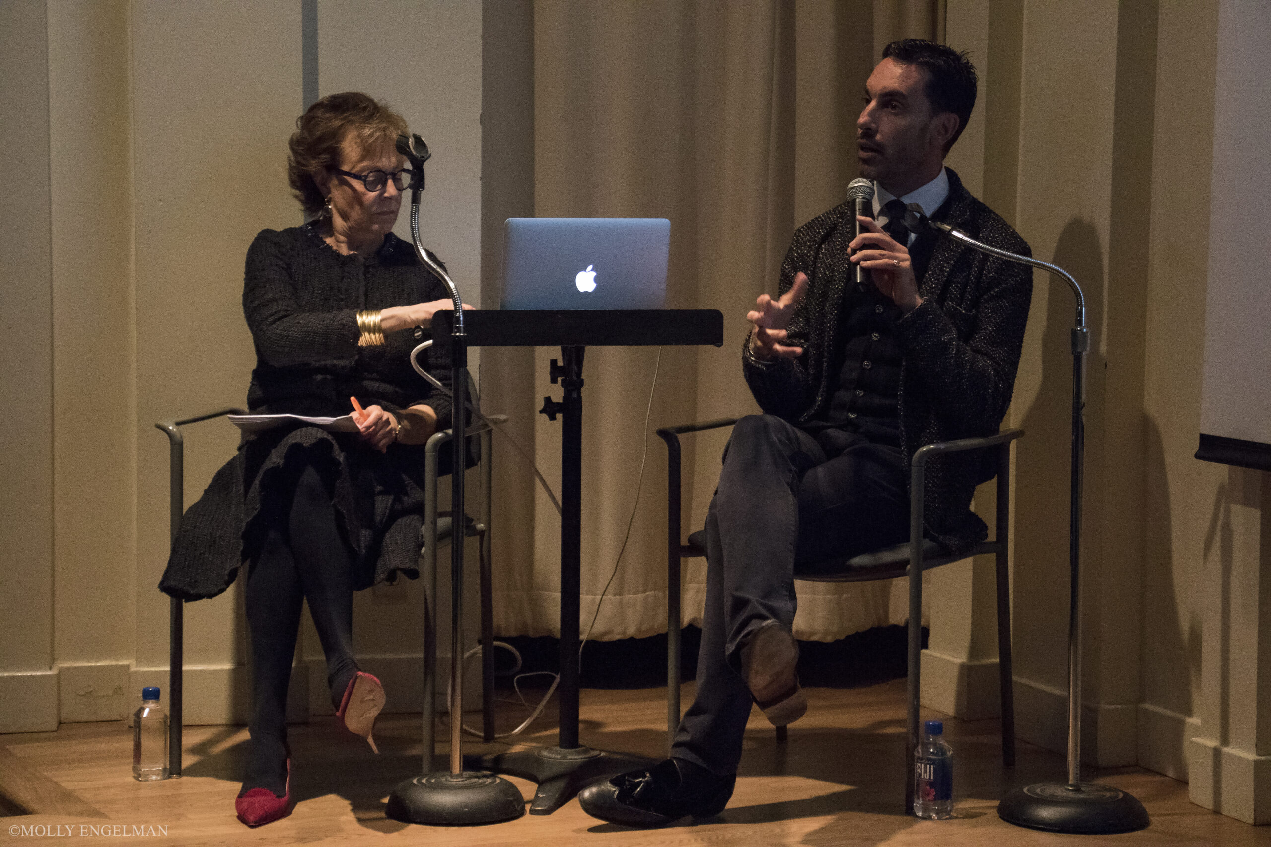 speaker-talking-from-addressing-style-fashioning-the-ballet-at-casa-italiana