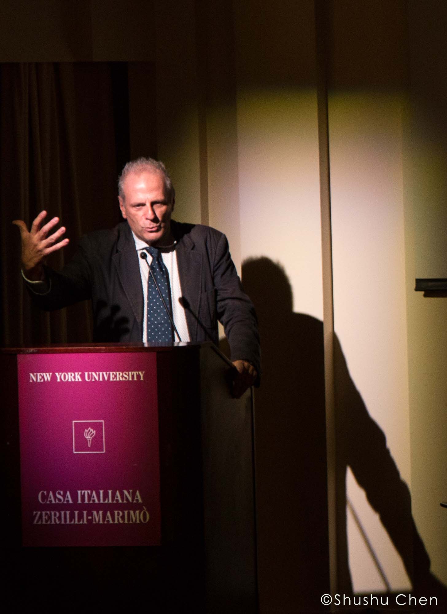 stefano-talking-from-book-presentation-come-dellaa-rosa-at-casa-italiana