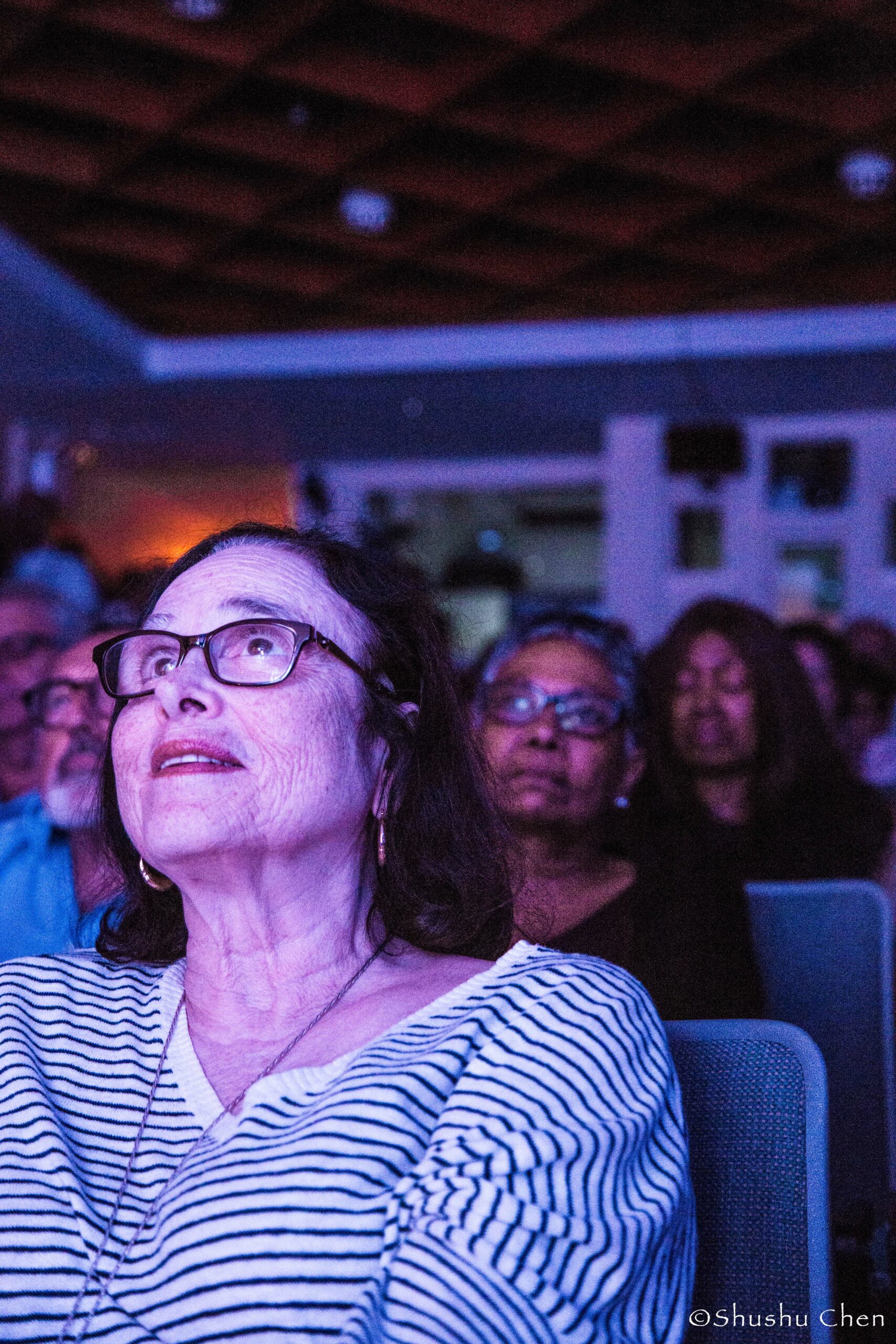 spectators-from-jazz-concert-luca-santaniello-at-casa-italiana
