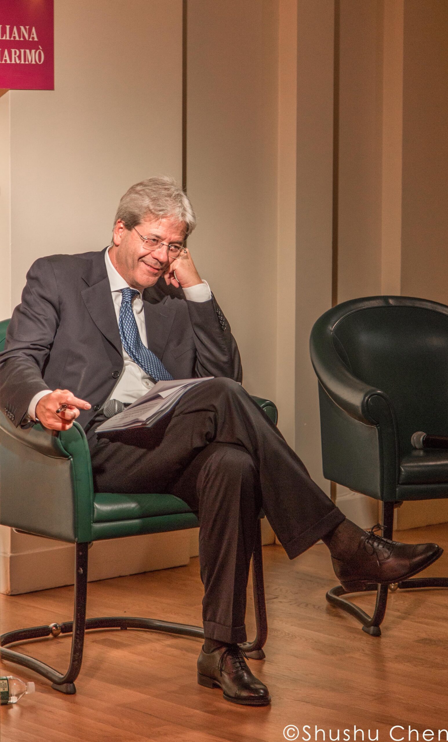 paolo-gentiloni-on-stage-from-italian-prime-minister-paolo-gentiloni-at-casa-italiana