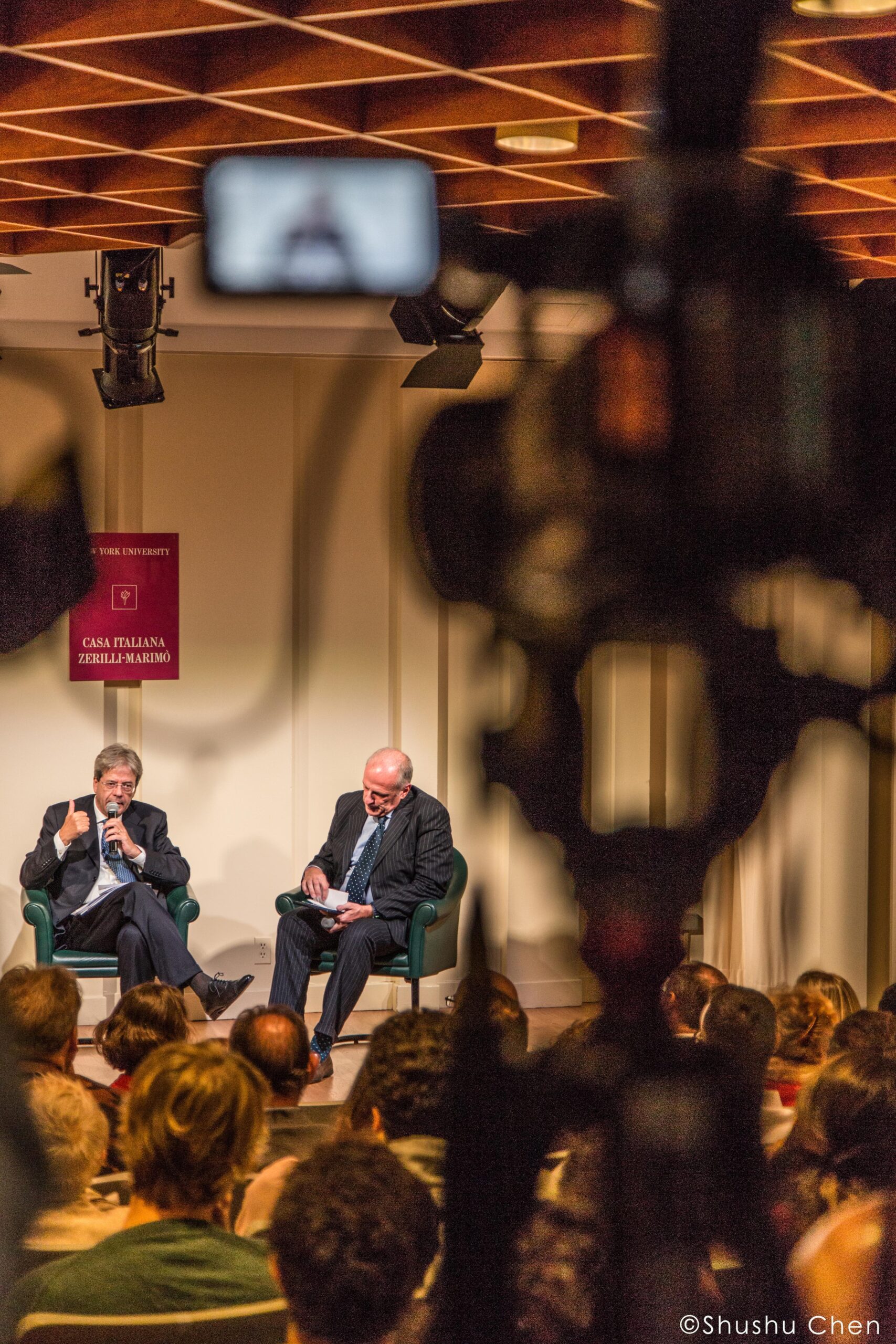 paolo-gentiloni-speaking-and-stefano-from-italian-prime-minister-paolo-gentiloni-at-casa-italiana
