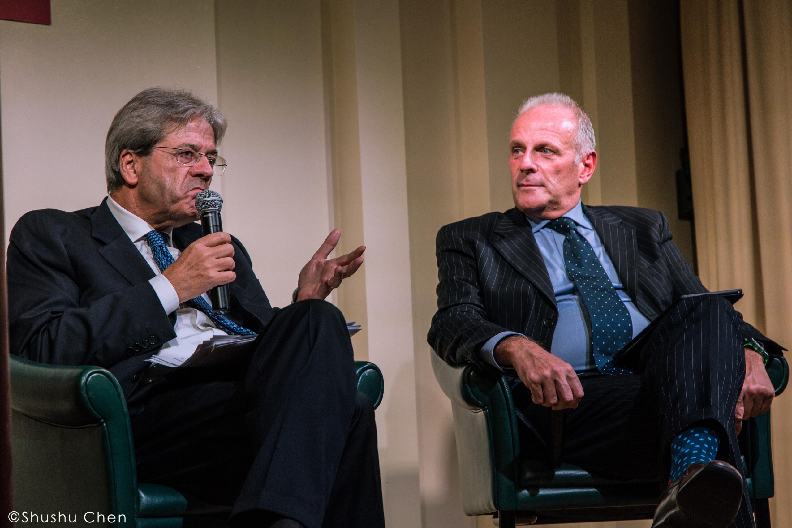 paolo-gentiloni-speaking-and-stefano-from-italian-prime-minister-paolo-gentiloni-at-casa-italiana