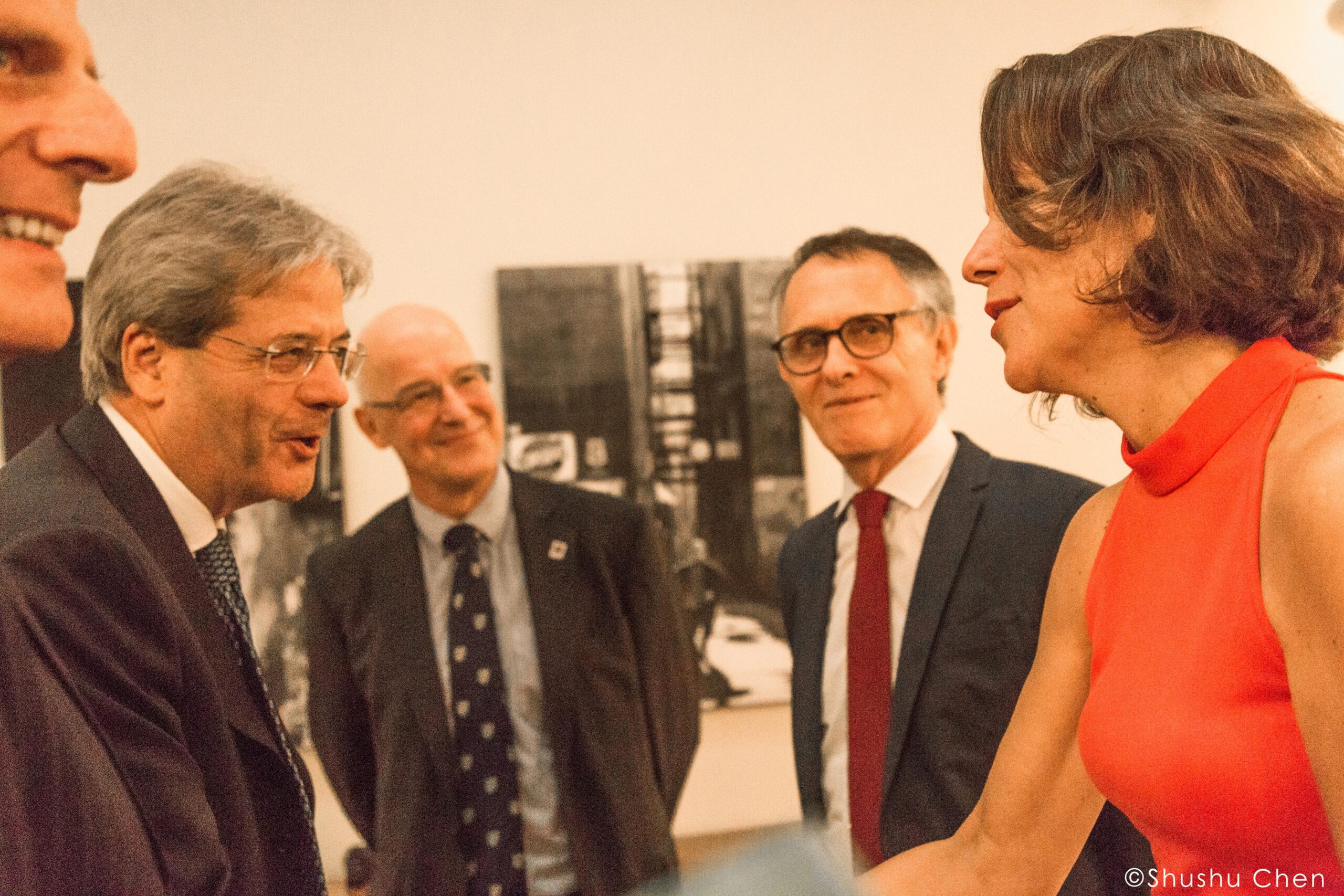 paolo-gentiloni-interacting-with-people-from-italian-prime-minister-paolo-gentiloni-at-casa-italiana