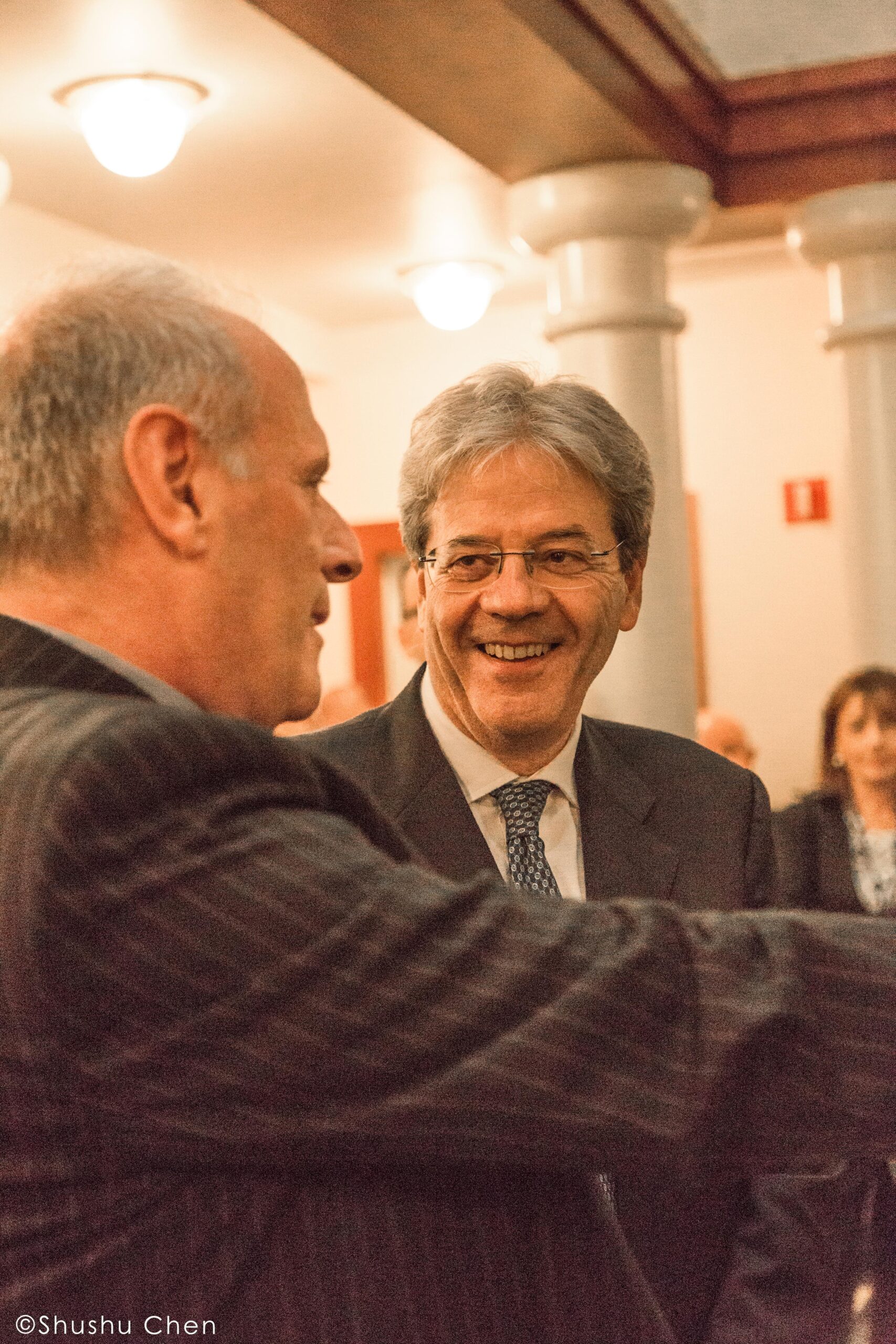 stefano-talking-and-paolo-gentiloni-smiling-from-italian-prime-minister-paolo-gentiloni-at-casa-italiana