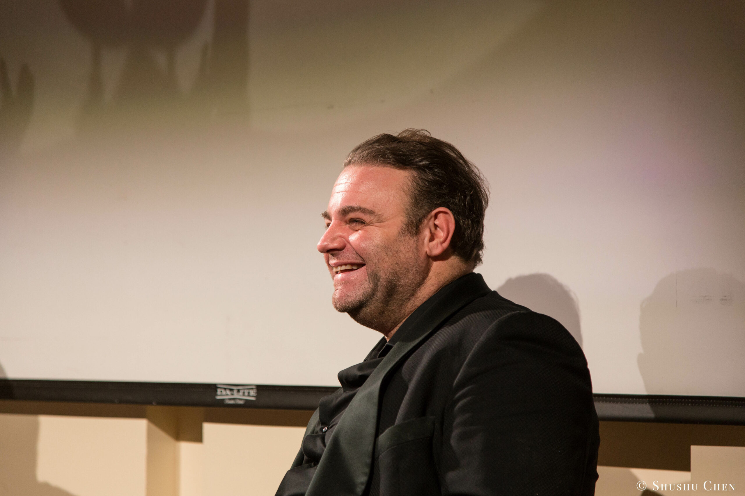 speaker-smiling-from-adventures-in-italian-opera-joseph-calleja-at-casa-italiana
