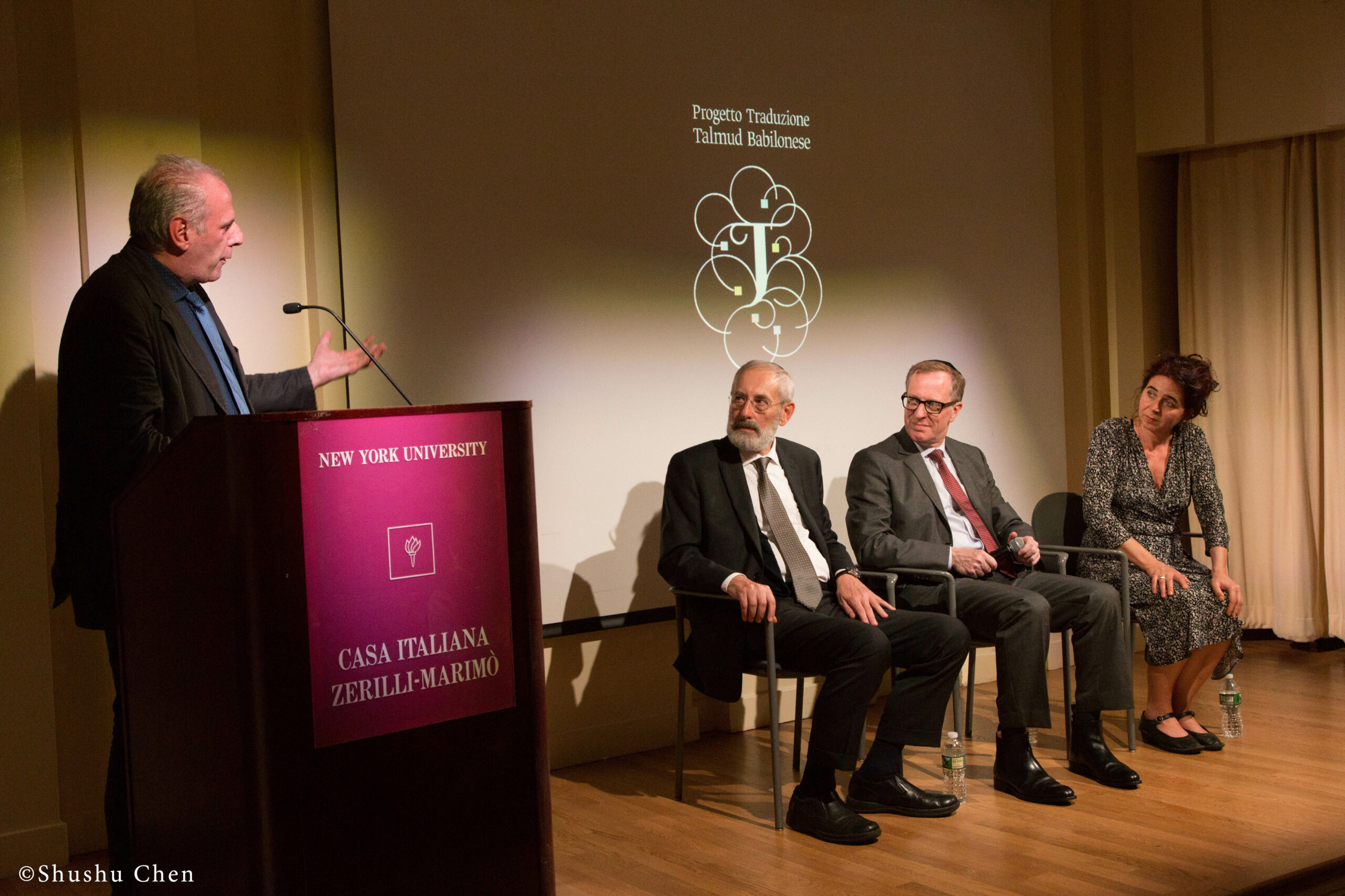 stefano-talking-to-speakers-from-panel-the-babylonian-talmud-translation-project-at-casa-italiana