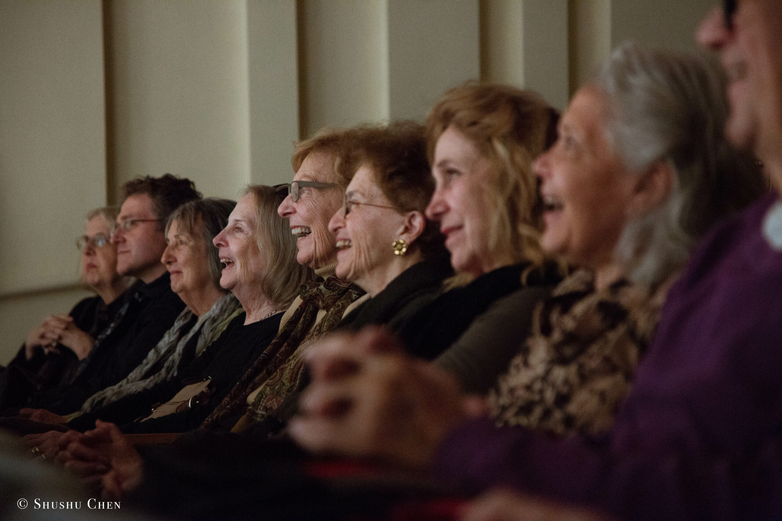 spectators-smiling-from-adventures-in-italian-opera-joseph-calleja-at-casa-italiana