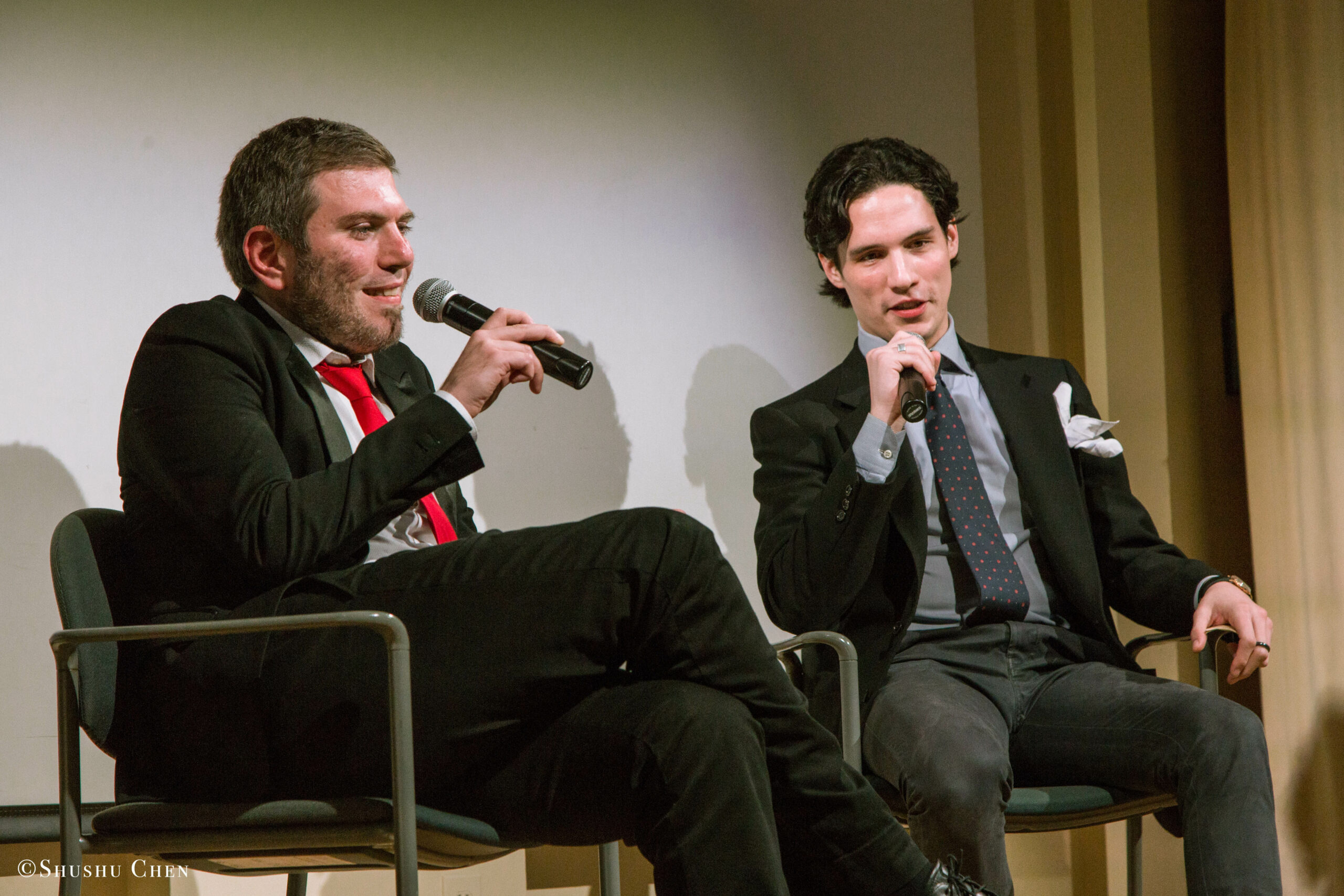 speaker-talking-from-italy-on-screen-today-screenings-tribute-to-dario-fo-at-casa-italiana