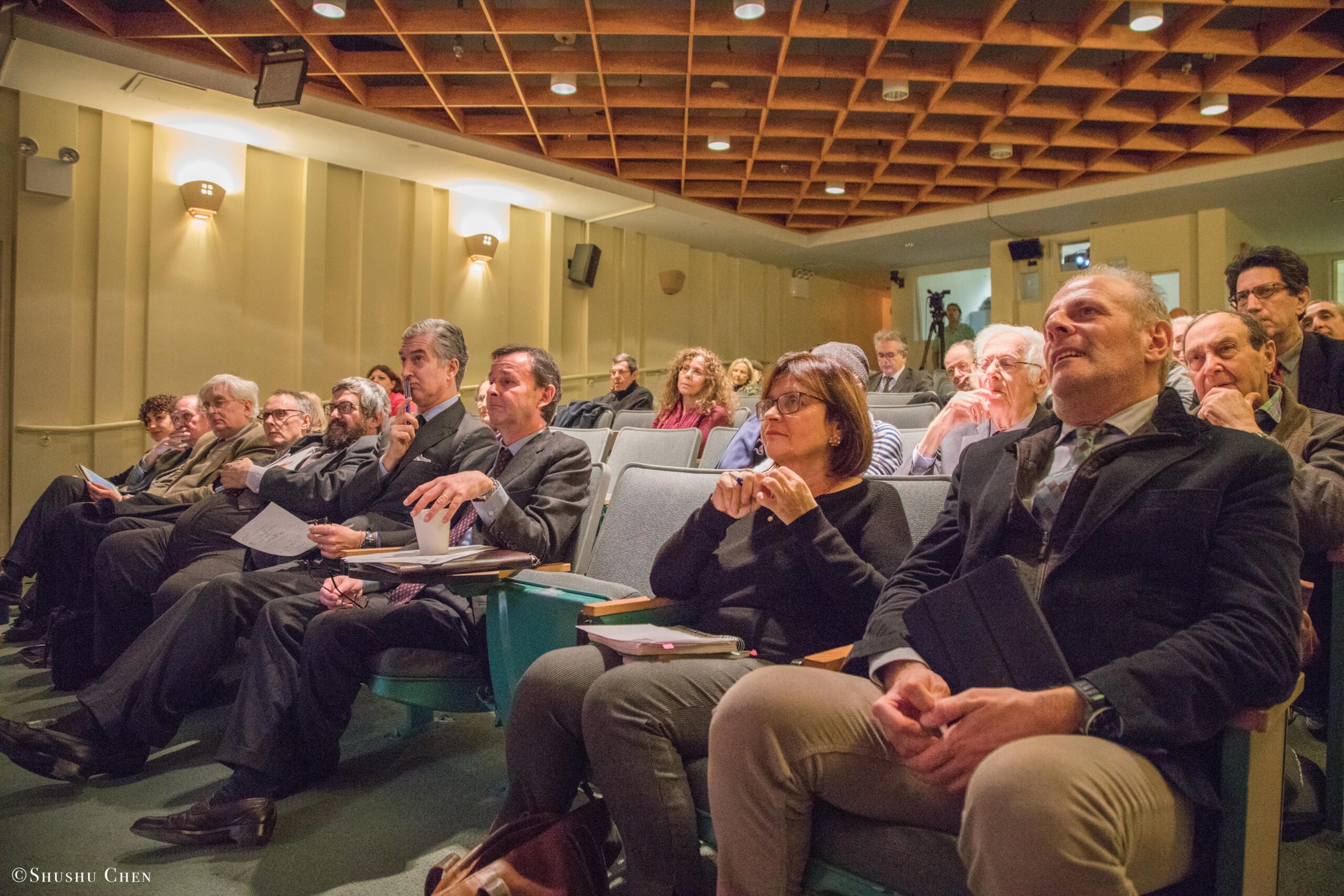 spectators-from-seminar-global-interdependence-and-the-crisis-of-democracy-at-casa-italiana