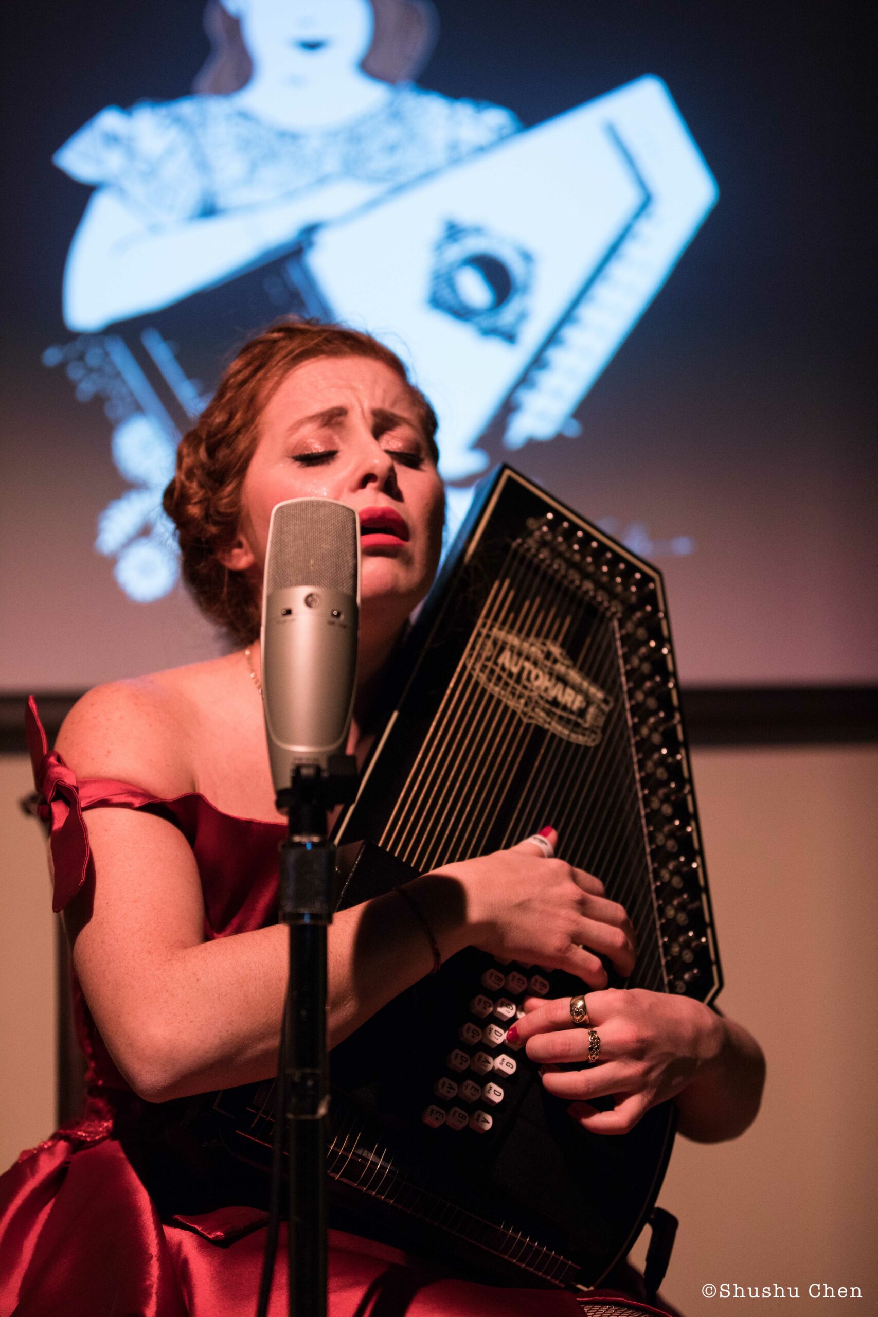artist-performing-from-concert-in-the-musical-wonderland-of-alessandra-at-casa-italiana