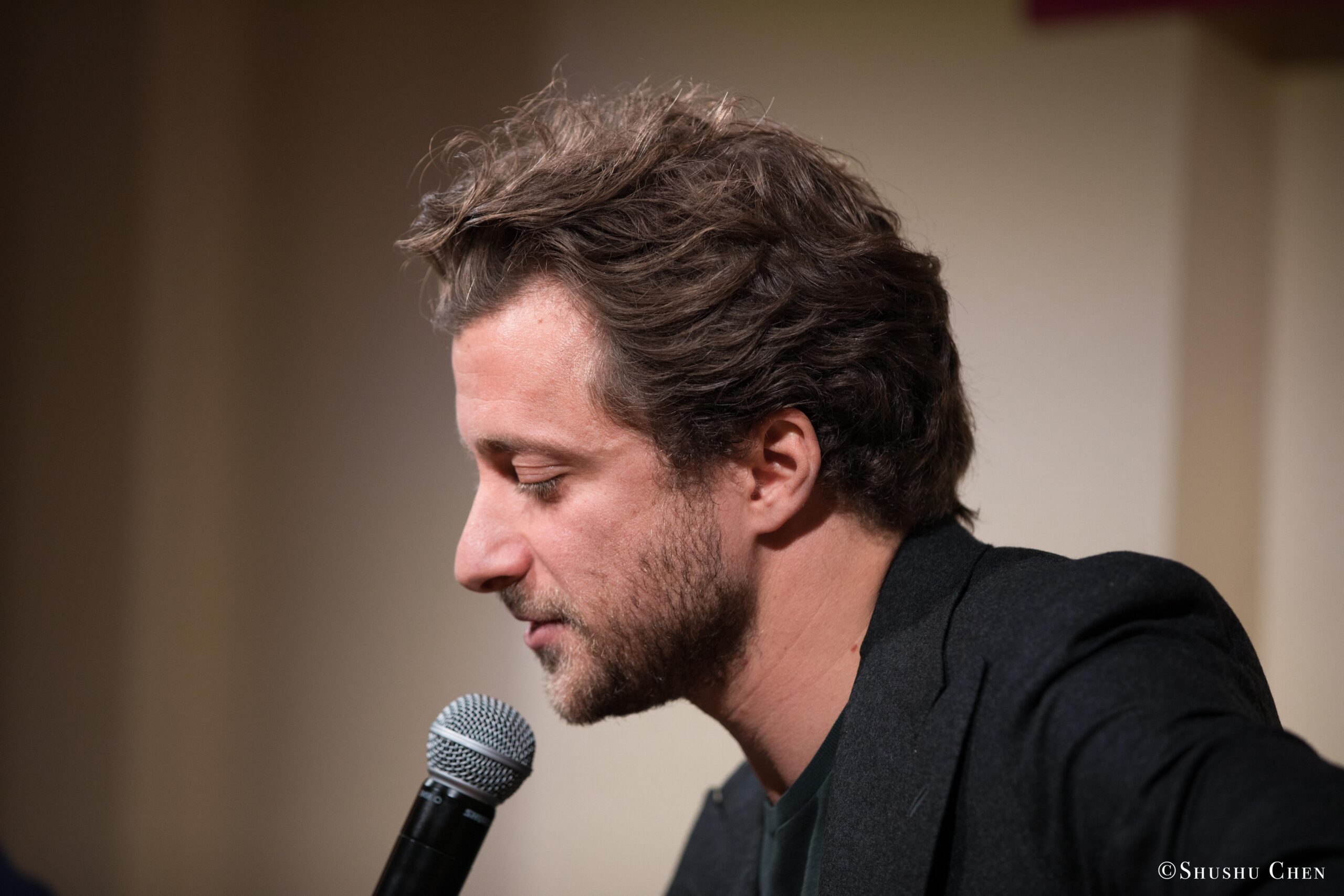 speaker-talking-from-nice-2017-screening-of-franca-at-casa-italiana