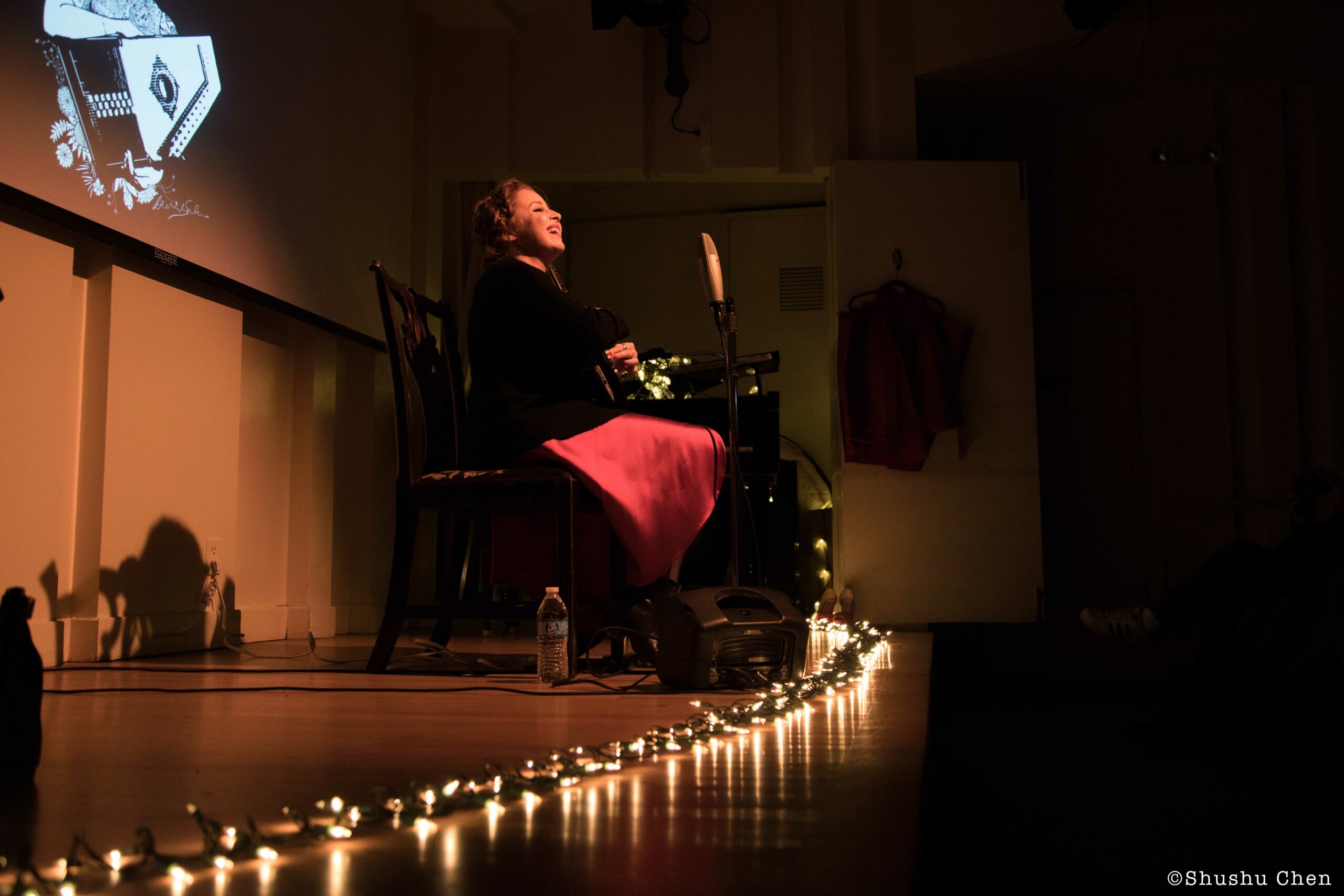 artist-performing-from-concert-in-the-musical-wonderland-of-alessandra-at-casa-italiana