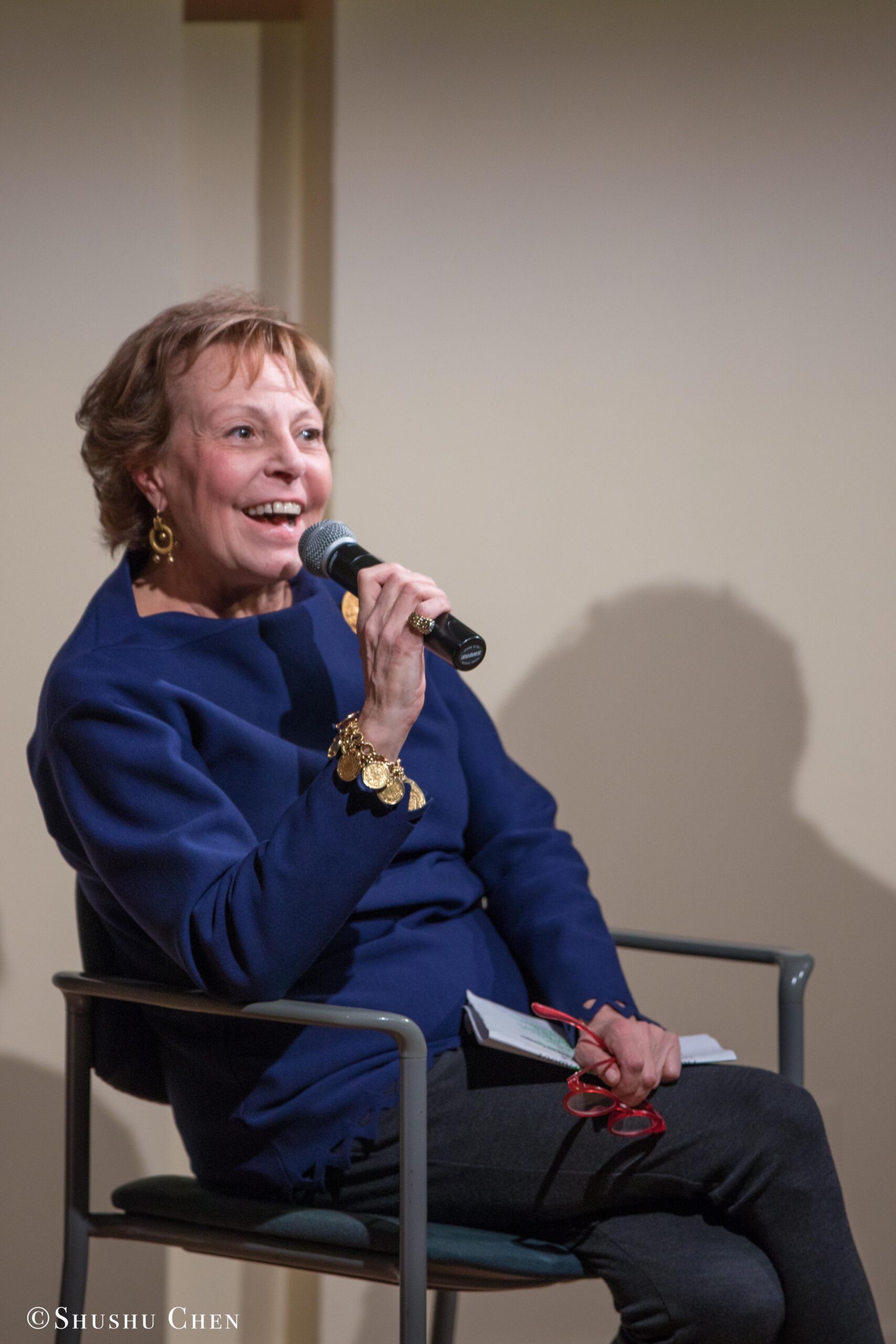 speaker-talking-from-nice-2017-screening-of-franca-at-casa-italiana