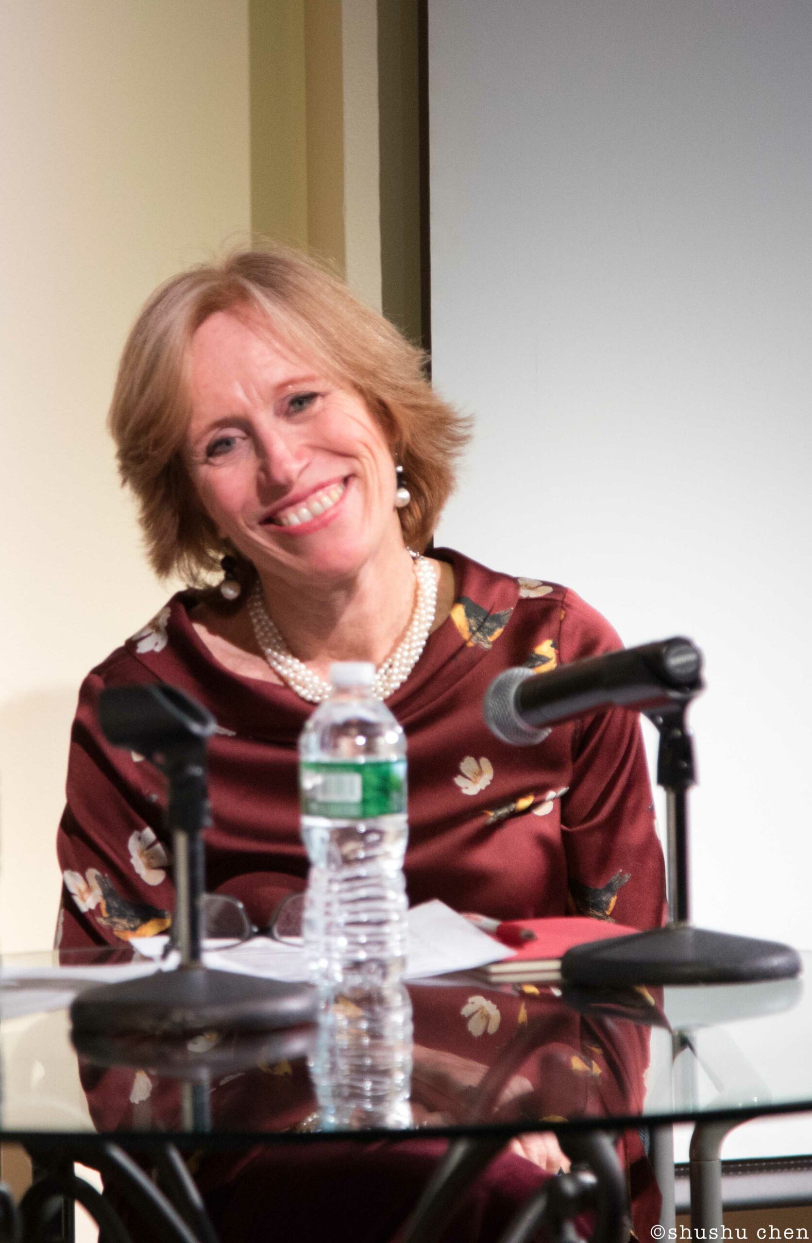 speaker-smiling-from-addressing-style-mascagni-at-casa-italiana