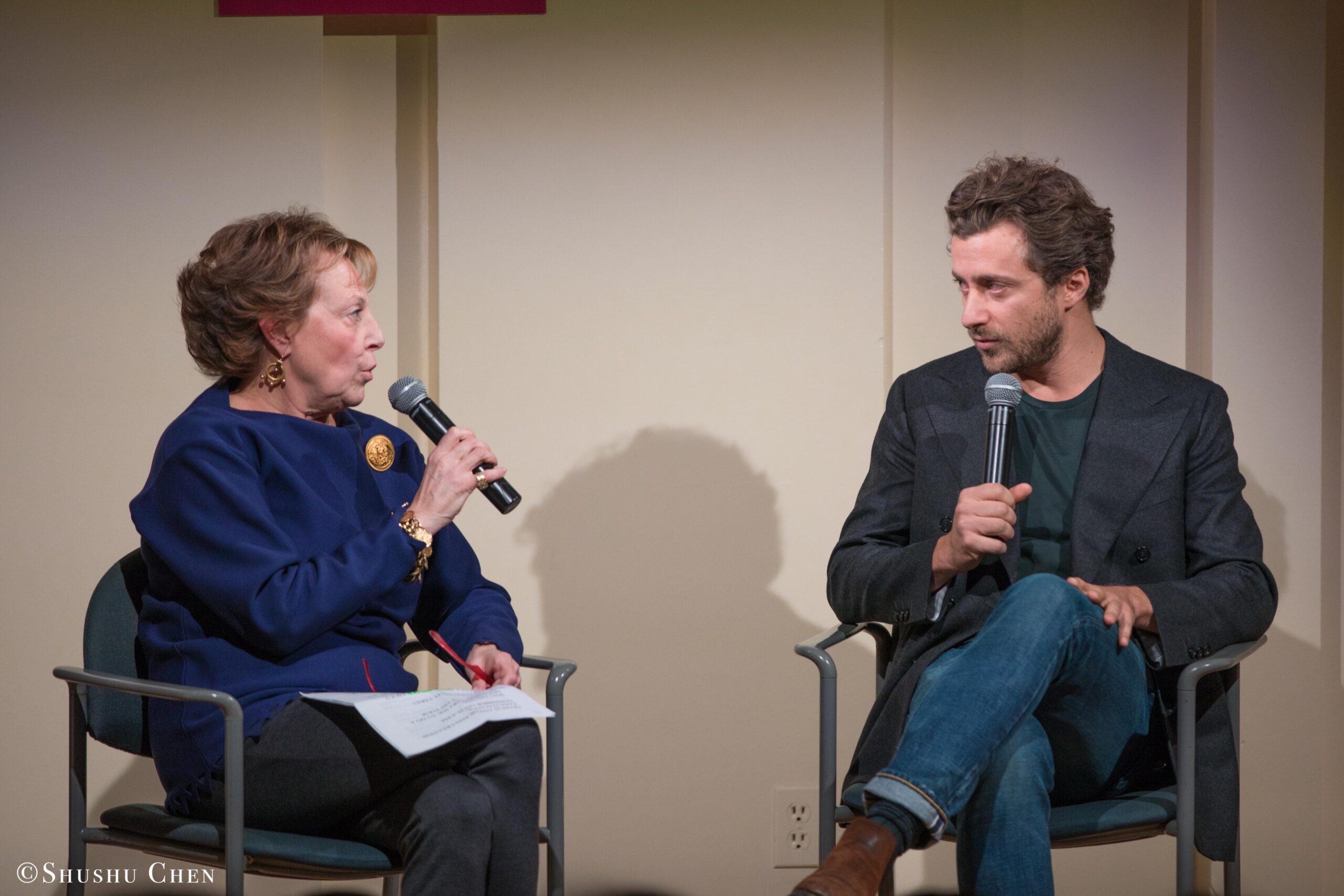 speaker-talking-from-nice-2017-screening-of-franca-at-casa-italiana